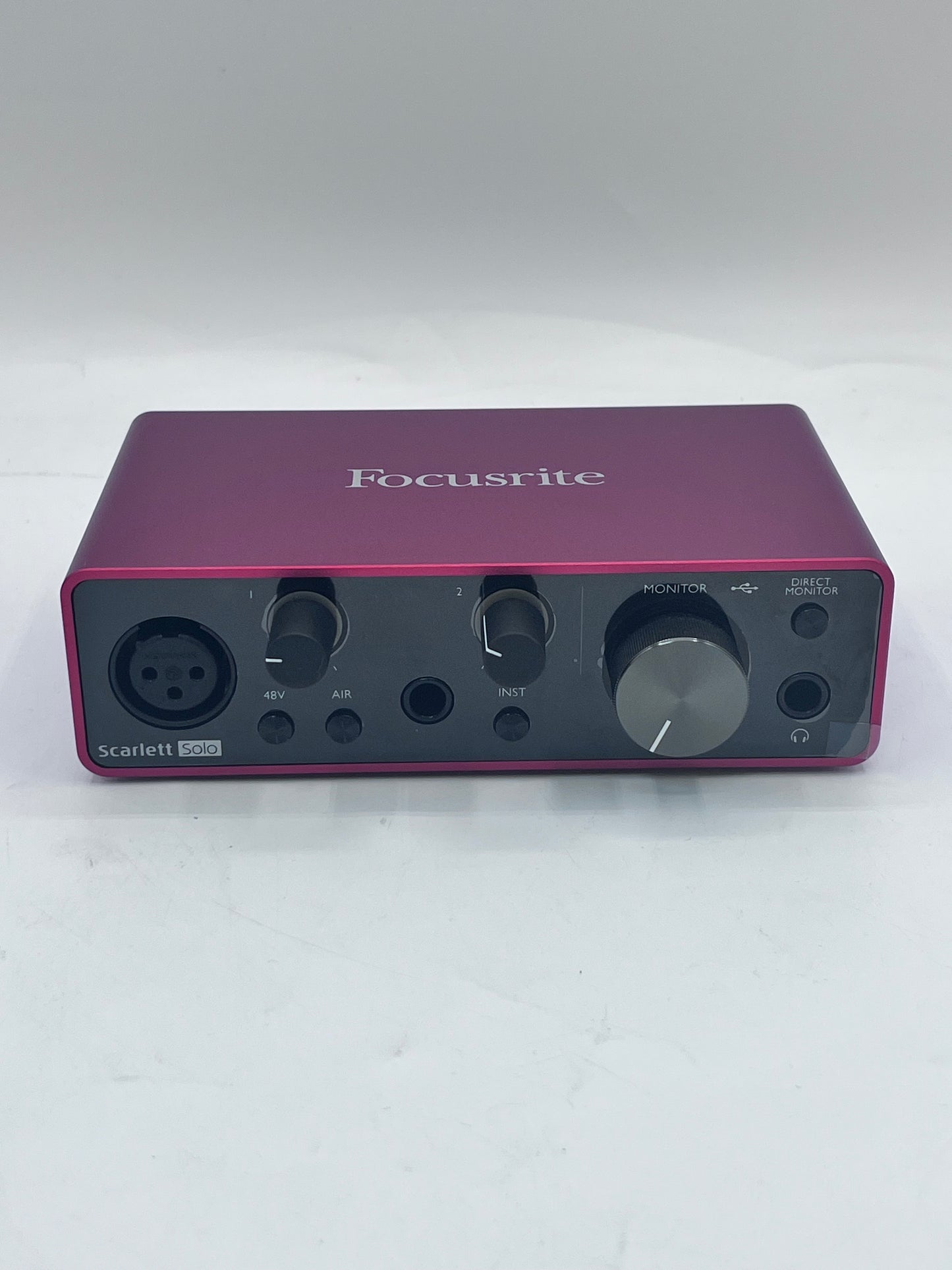 Focusrite Scarlett Solo 3rd Gen 2-Channel Pro Audio Interface Excellent Condition