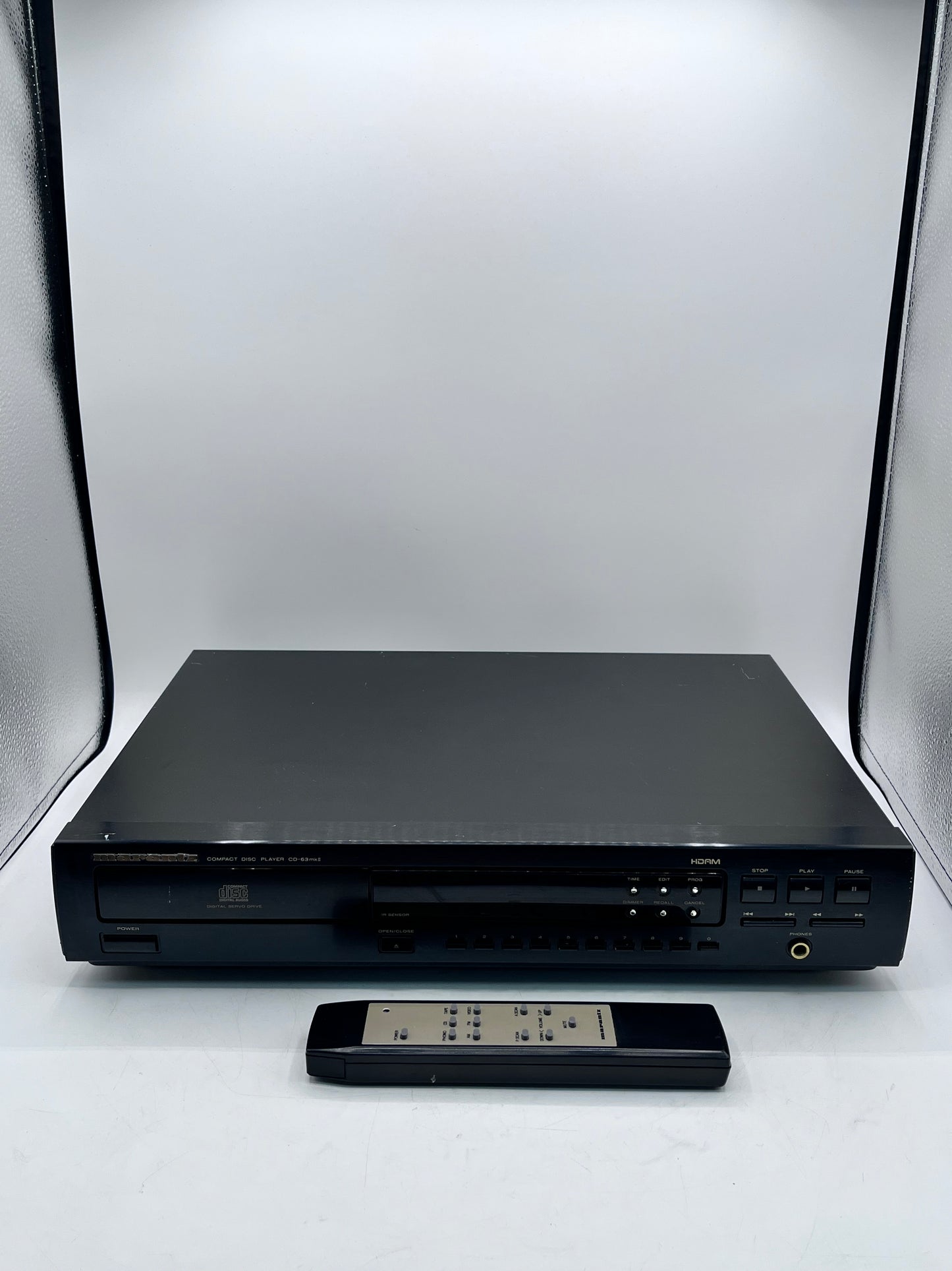 MARANTZ CD-63MK2U PLAYER