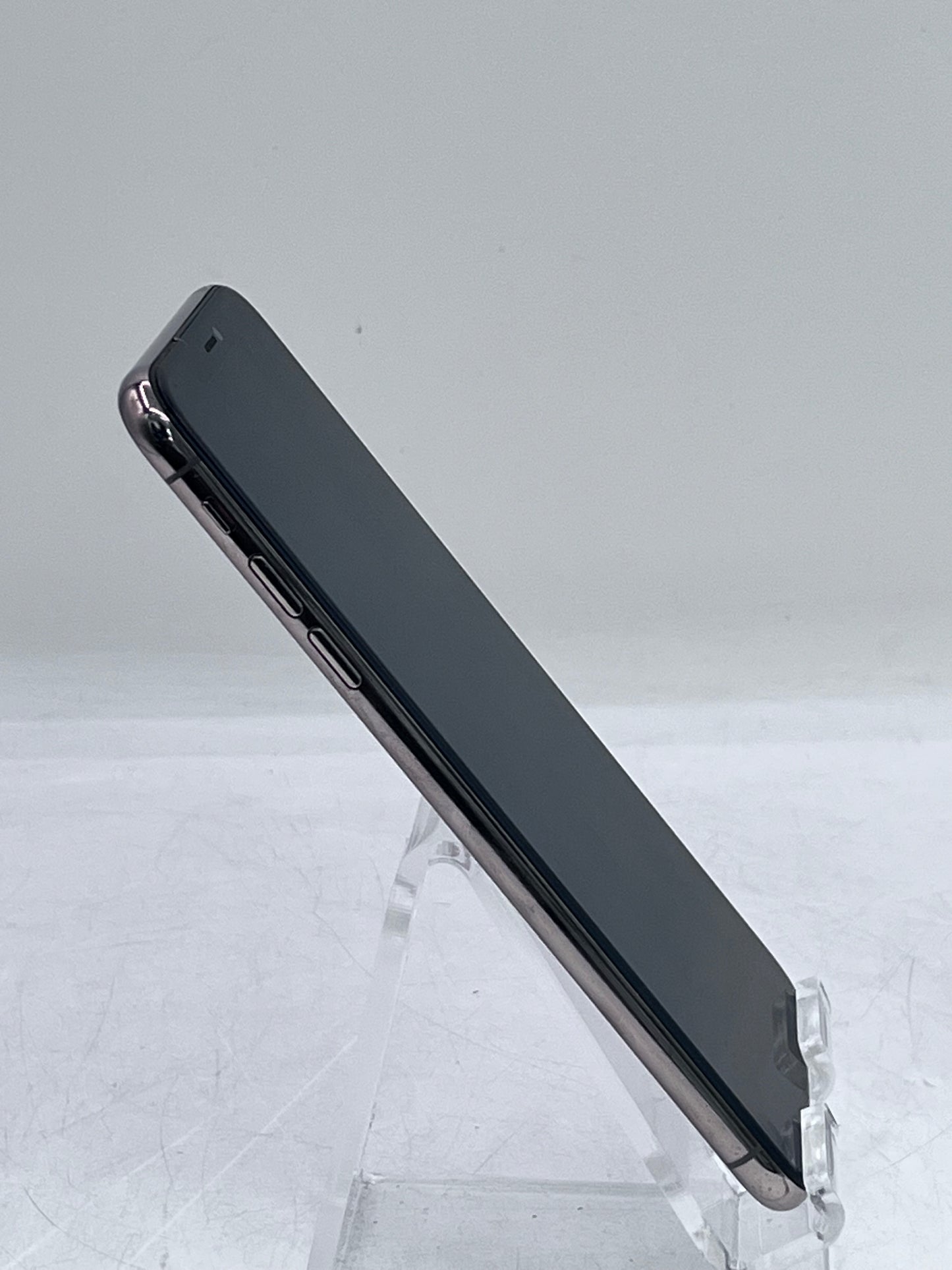 Unlocked Apple iPhone XS Max 64GB Gold A1921 MT5C2VC/A Cracked Screen