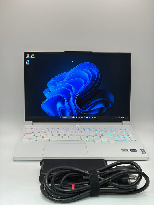 Lenovo LEGION 7 Laptop 16IRX9 16" Intel Core i9-14900HX 32GB 1TB RTX 4070 White