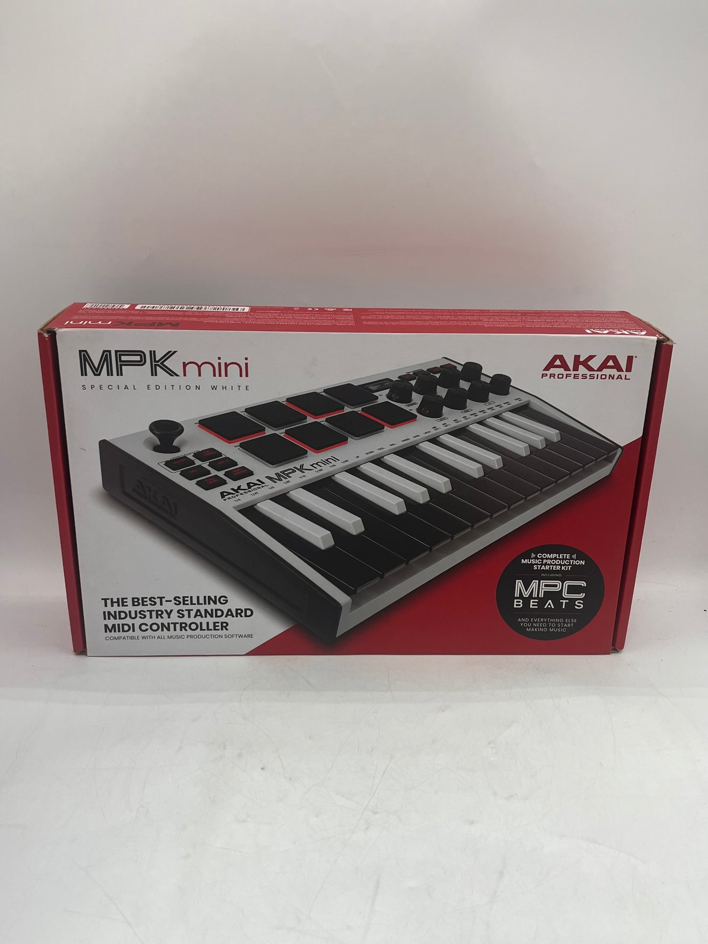 Akai Professional MPK Mini MK3 MIDI Controller Keyboard 25 Keys w/ Cable