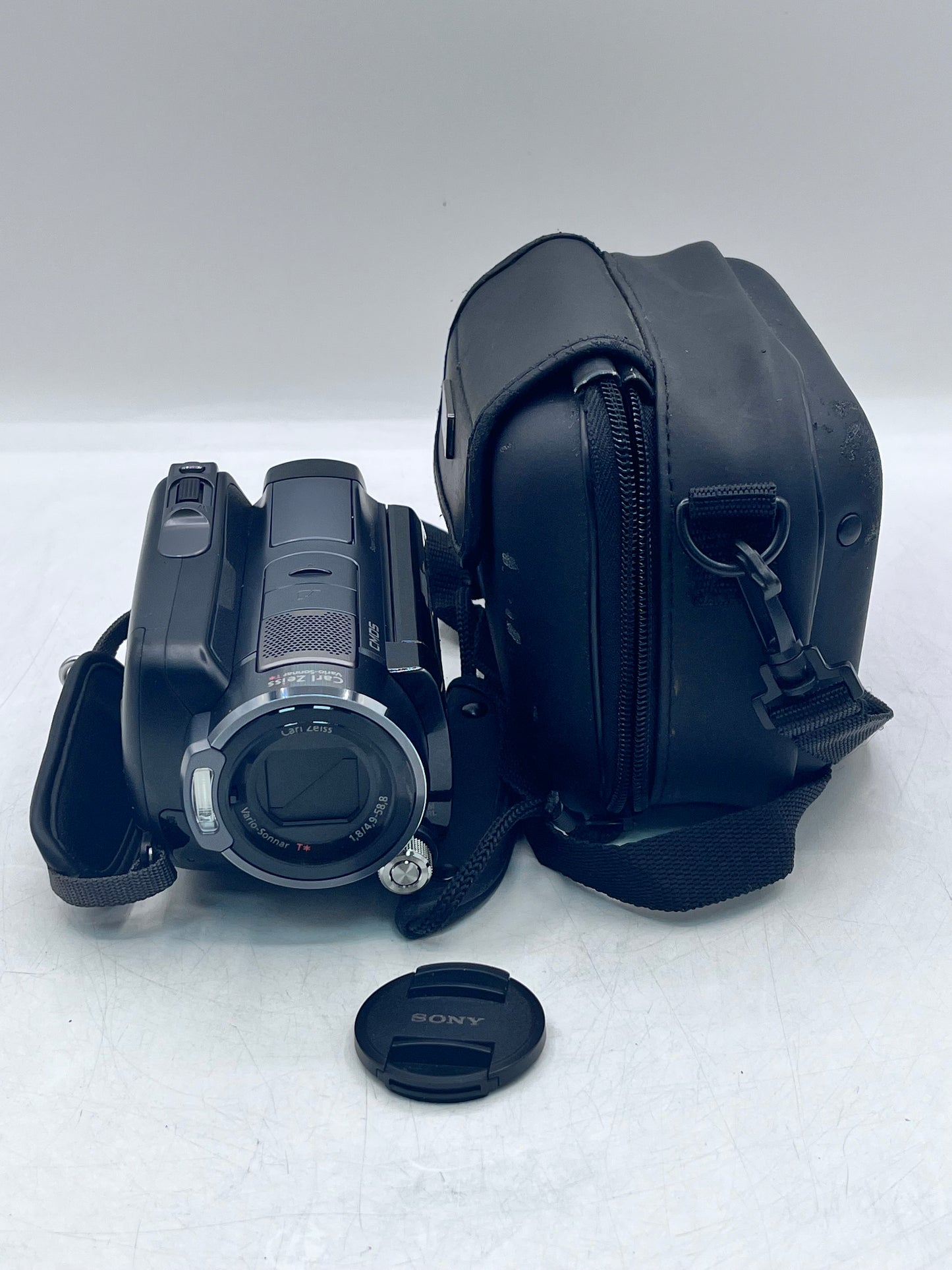 Sony SR12 120 GB Camcorder Handycam Ful HD 10.2 MP W/ Battery Tested