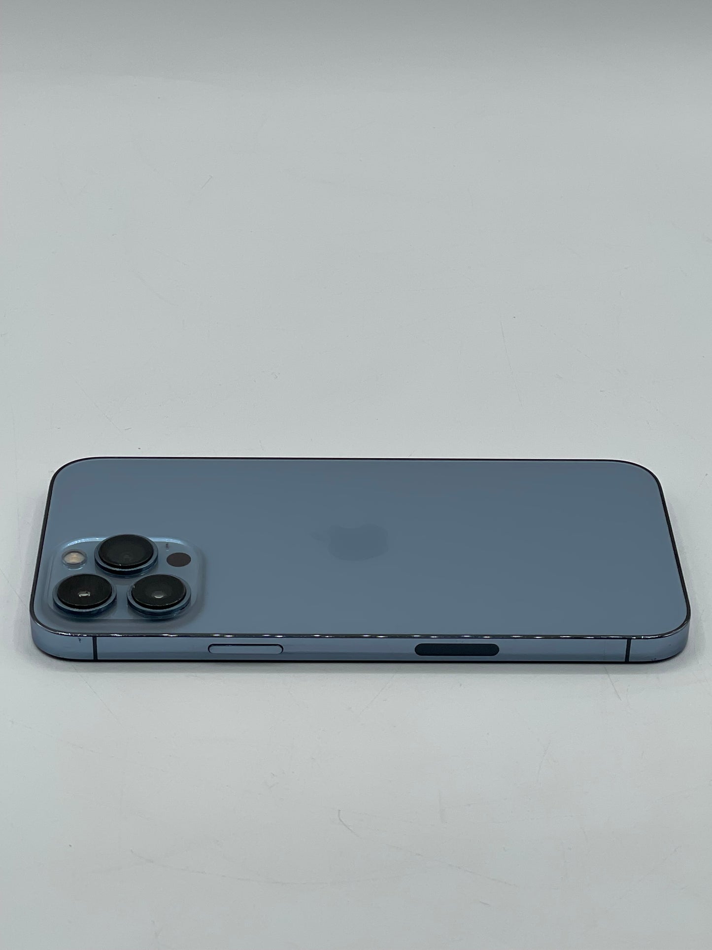 Unlocked Apple iPhone 13 Pro Max 6.7" 128GB Blue A2484 MLEG3LL/A