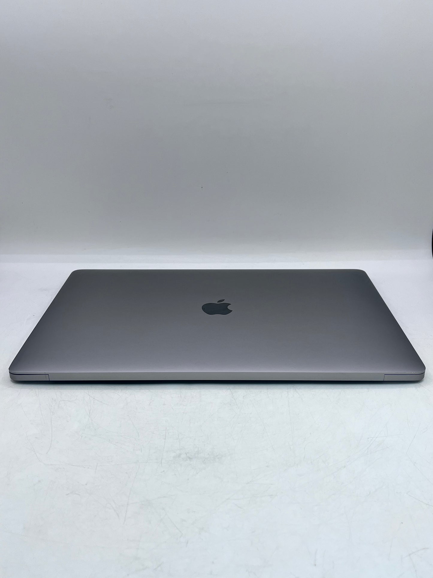 Apple MacBook Pro 15" A1707 (2016) Intel i7, 16GB 256GB - Silver READ
