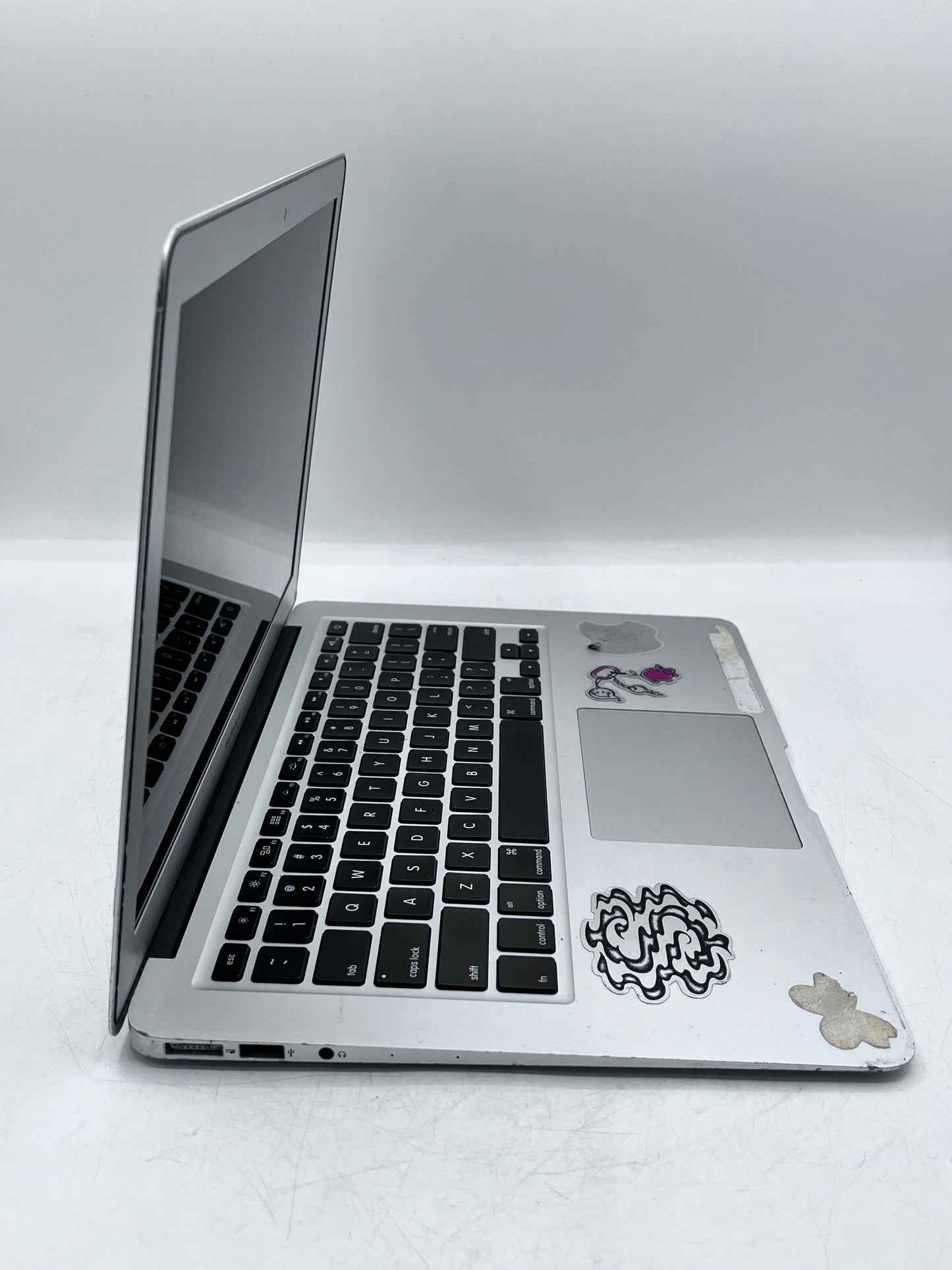 Apple MacBook Air 13" A1466 Intel i5 1.6GHz 8GB RAM 256GB - Broken -  Silver