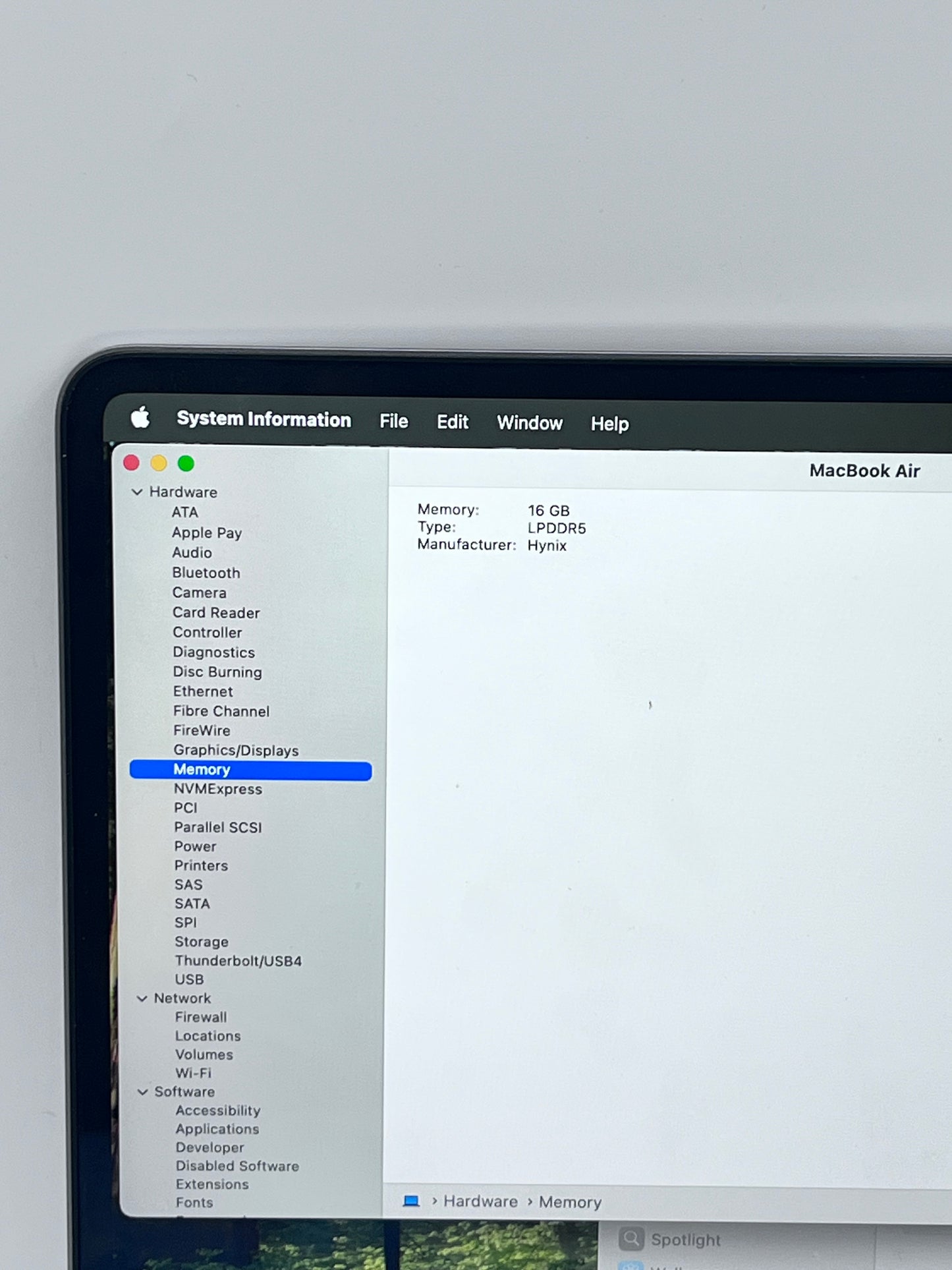 2022 Apple MacBook Air 13.3" 8C M2 GPU 16GB 256GB A2681 REMOTELY MANAGED