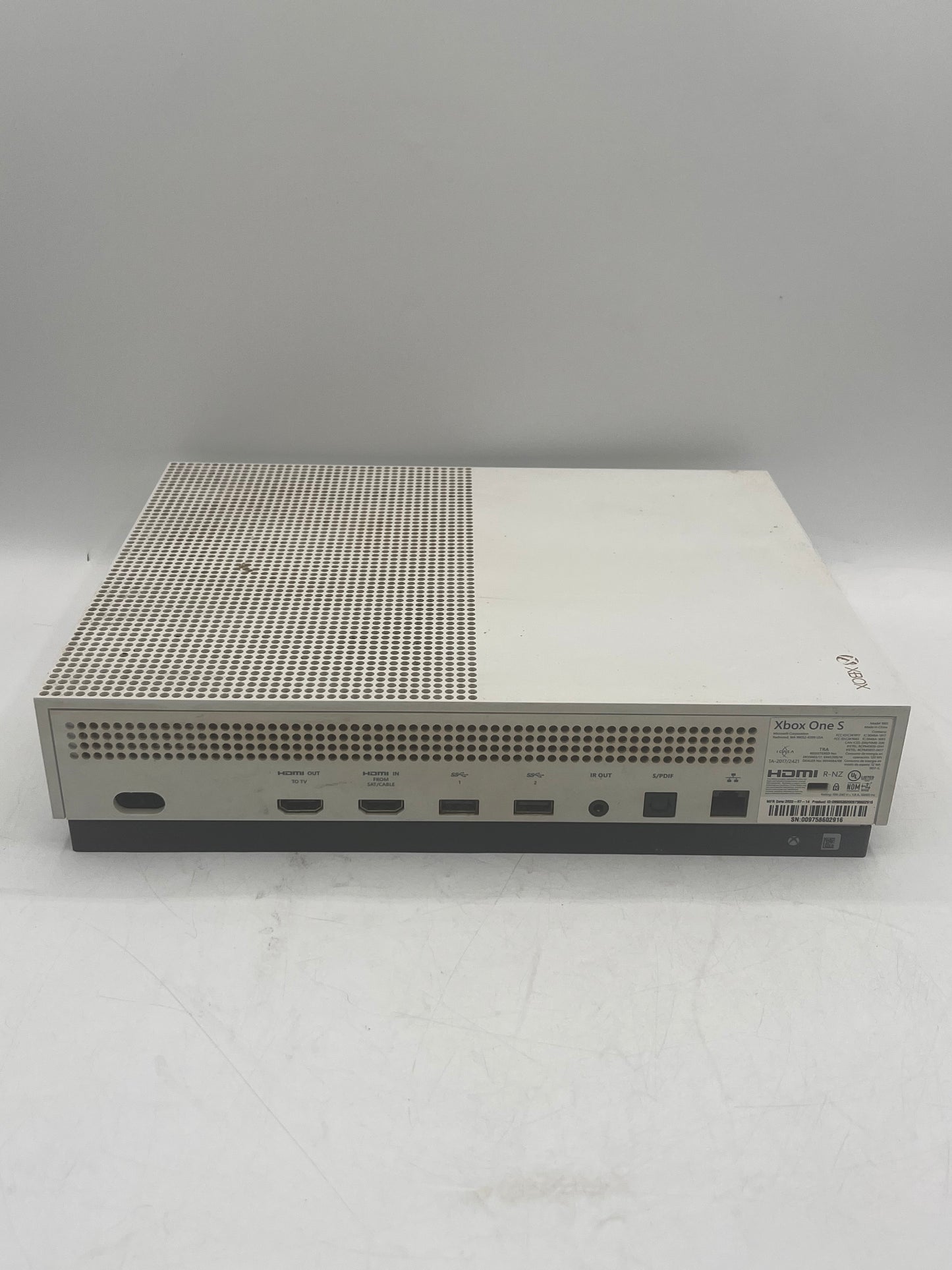 Microsoft Xbox One S (1681) 2016 1TB Black Video Game System