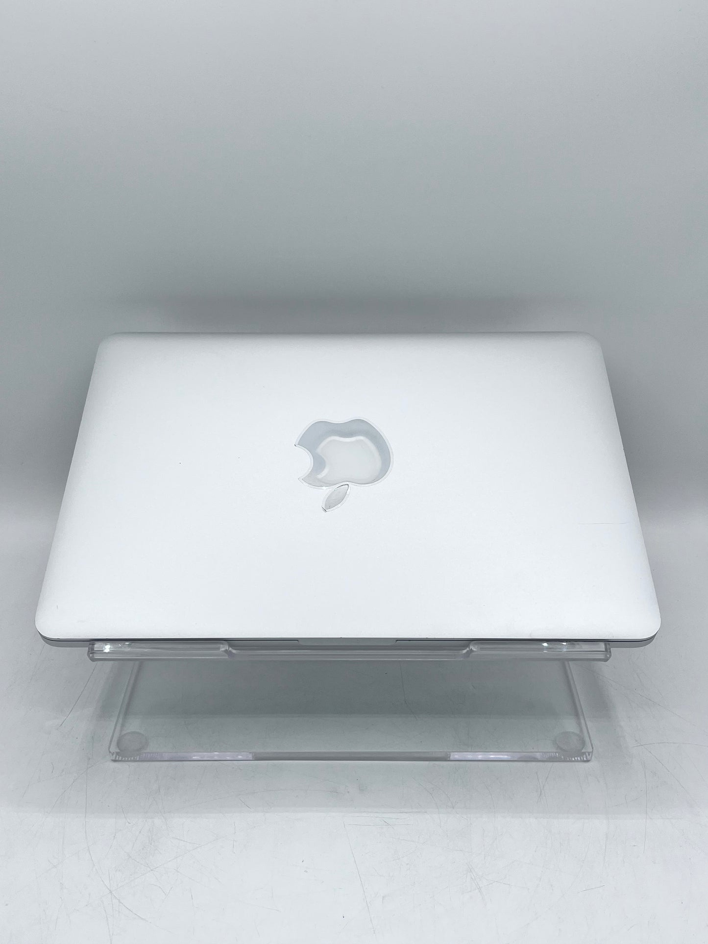 Apple MacBook Pro 13" A1502 (2015) - Core i5, 8GB RAM, 128GB SSD, Silver