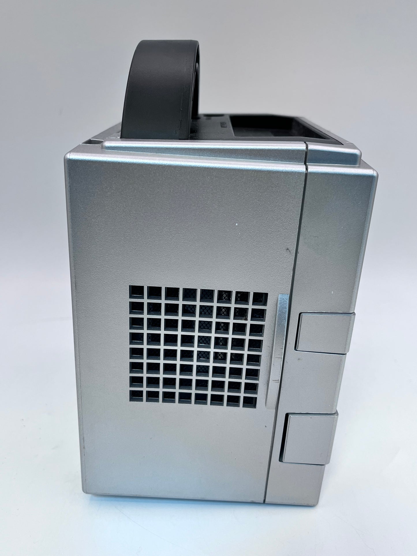 Nintendo Gamecube Platinum Silver DOL-101 - Tested & Working with Cables and 2 OEM controllers