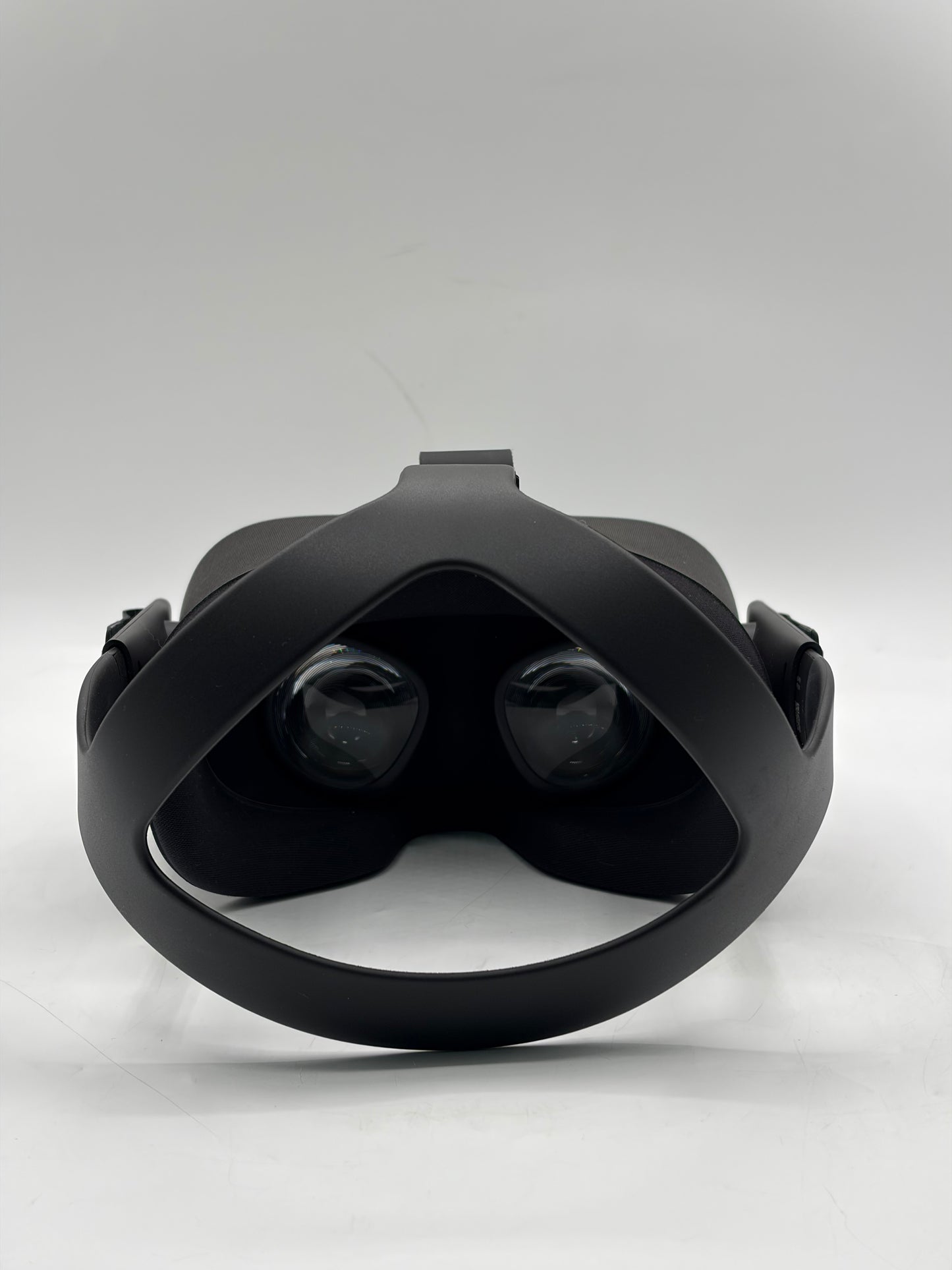Oculus Quest 64GB Black VR Headset with 2 Controllers