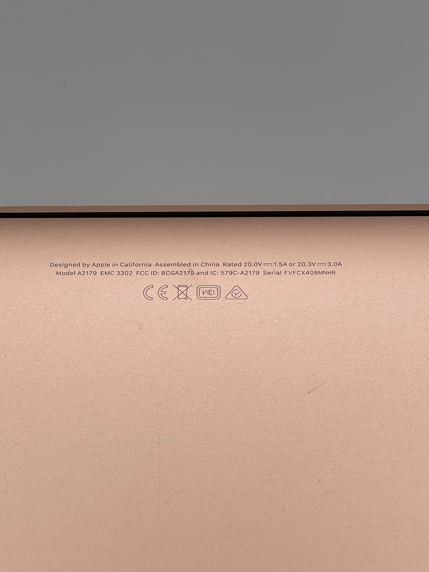 2020 Macbook Air i3 8GB 256GB Rose Gold NO OS