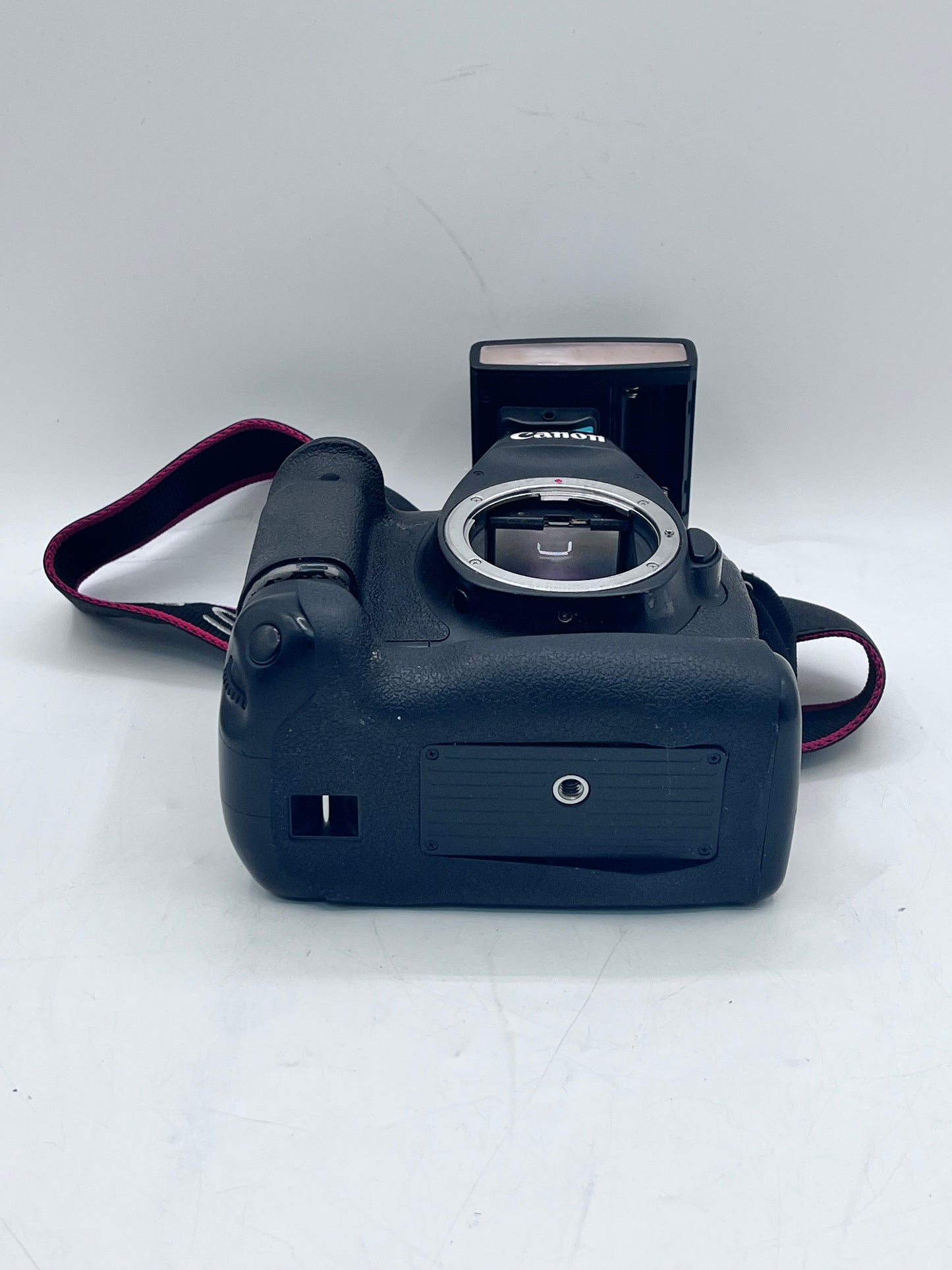 Canon EOS 6D Mark I 20.2 MP Camera W/ Battery Grip and Flash Tested Free Shipping