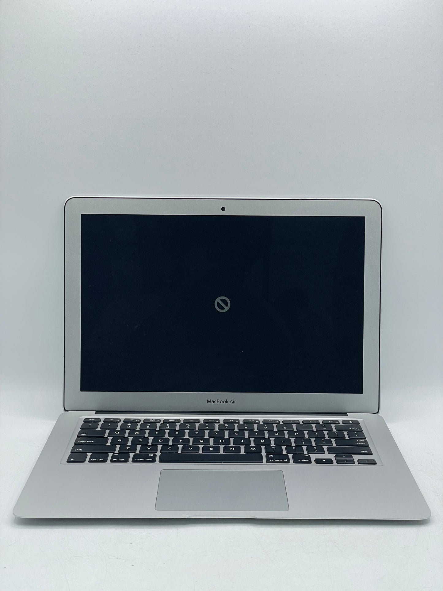 Apple MacBook Air 13" A1466/ MQD32LL/A (2017) - Silver - READ