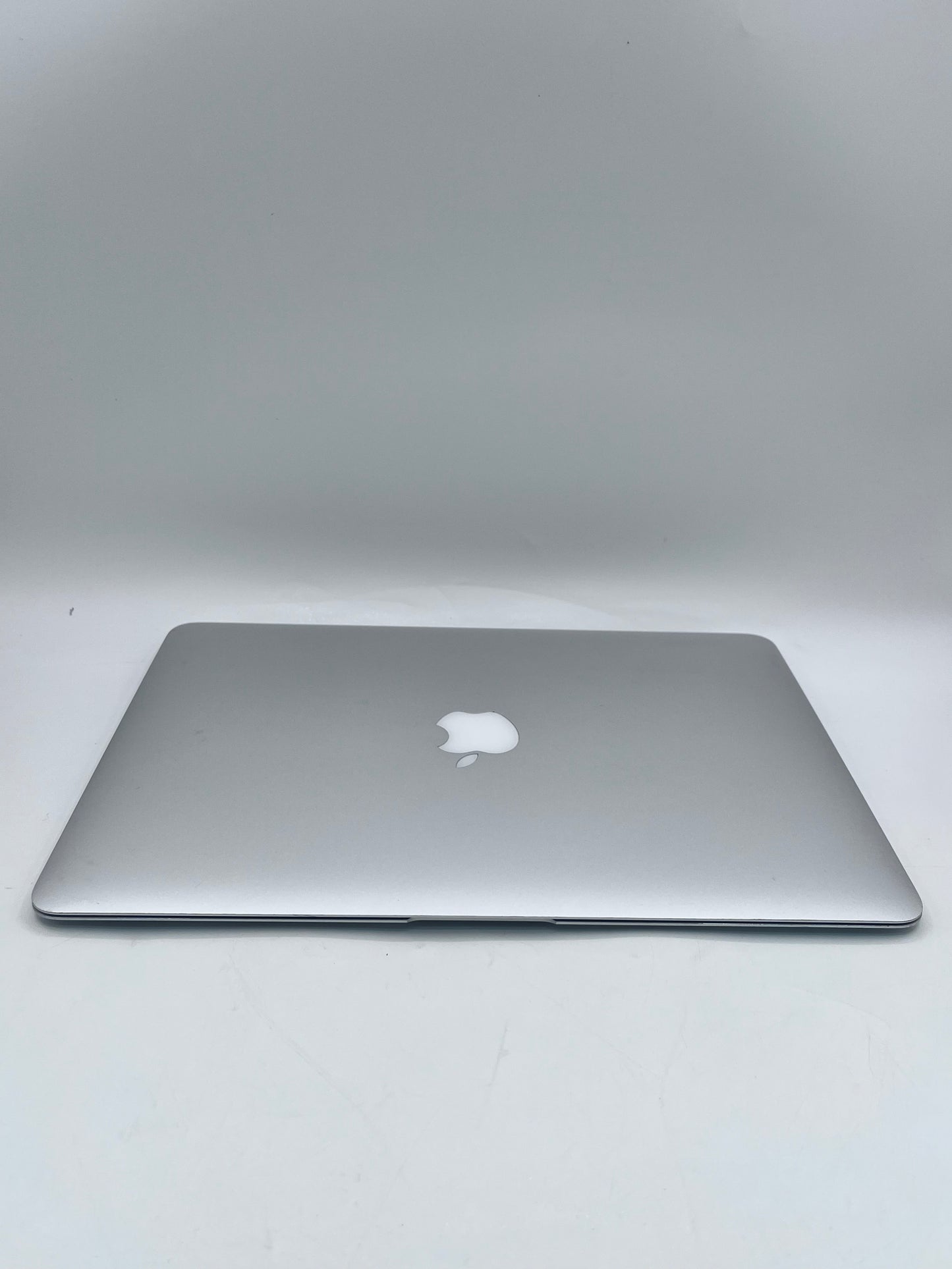 Apple Macbook Air 13" A1466 2017 256GB Core i5 Silver READ