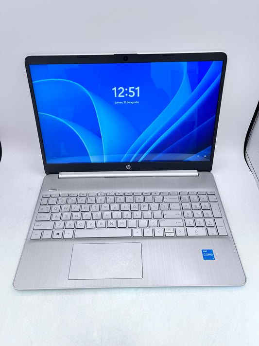HP 15-DY2702DX Laptop Intel Core i3  256 GB  8GB RAM - Silver