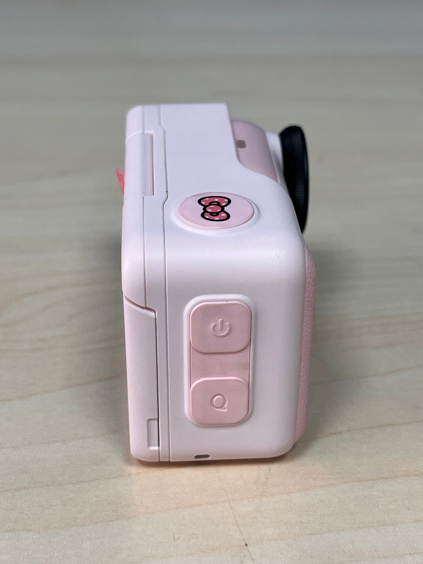 Insta360 GO Ultra Hello Kitty Limited Edition Mini Action Camera NEW w/o BOX
