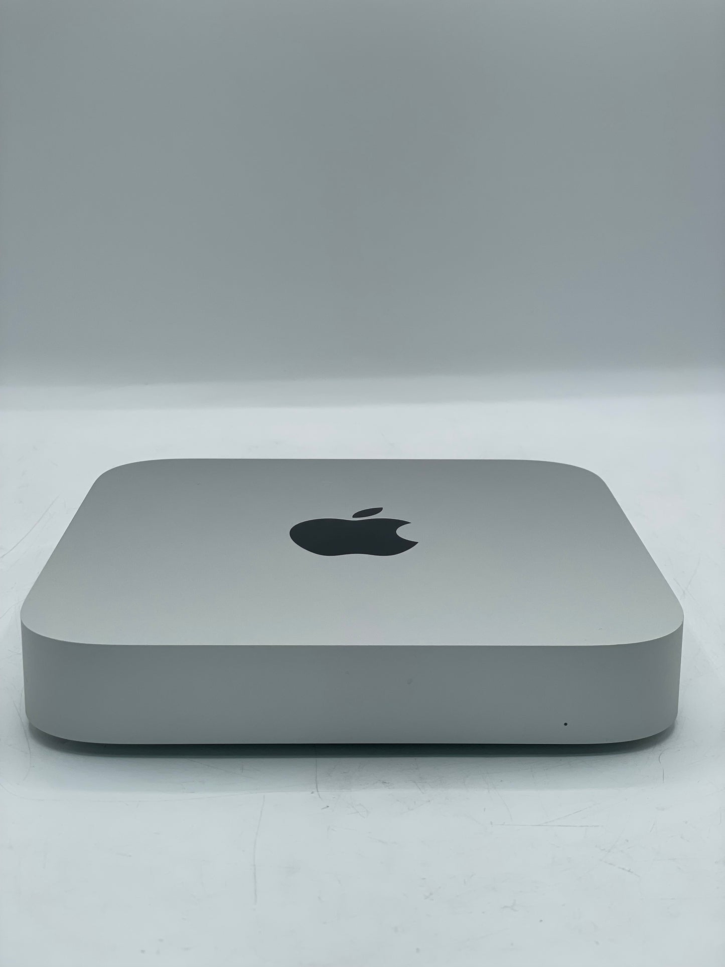 2023 Apple Mac Mini M2 - 8GB RAM 256GB SSD A686 MMFJ3LL/A - Silver