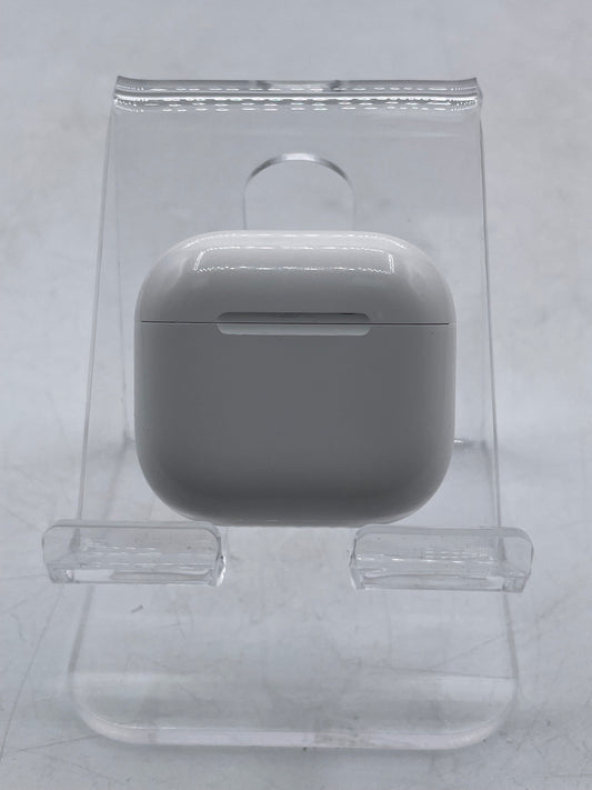 Apple Airpods 4th Gen Complete Set - Used - With Carrying Case