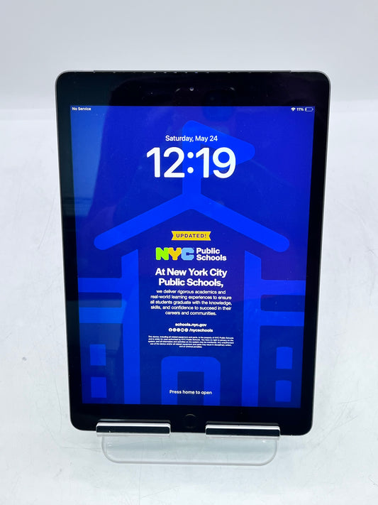 Unlocked Apple iPad (7th Gen) 32GB - A2200 MW6W2LL/A 2019 - Space Gray READ