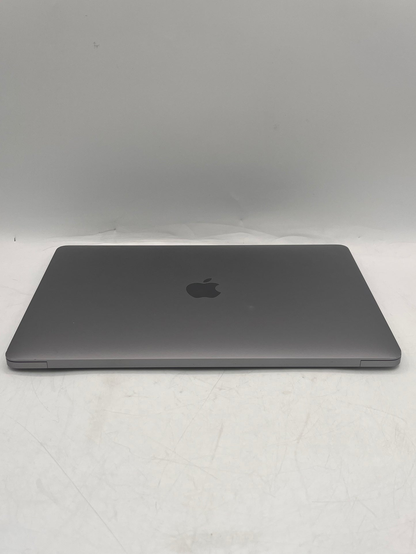 Apple MacBook Pro 13" A1989 2019 Core i5 16GB 256GB Space Gray