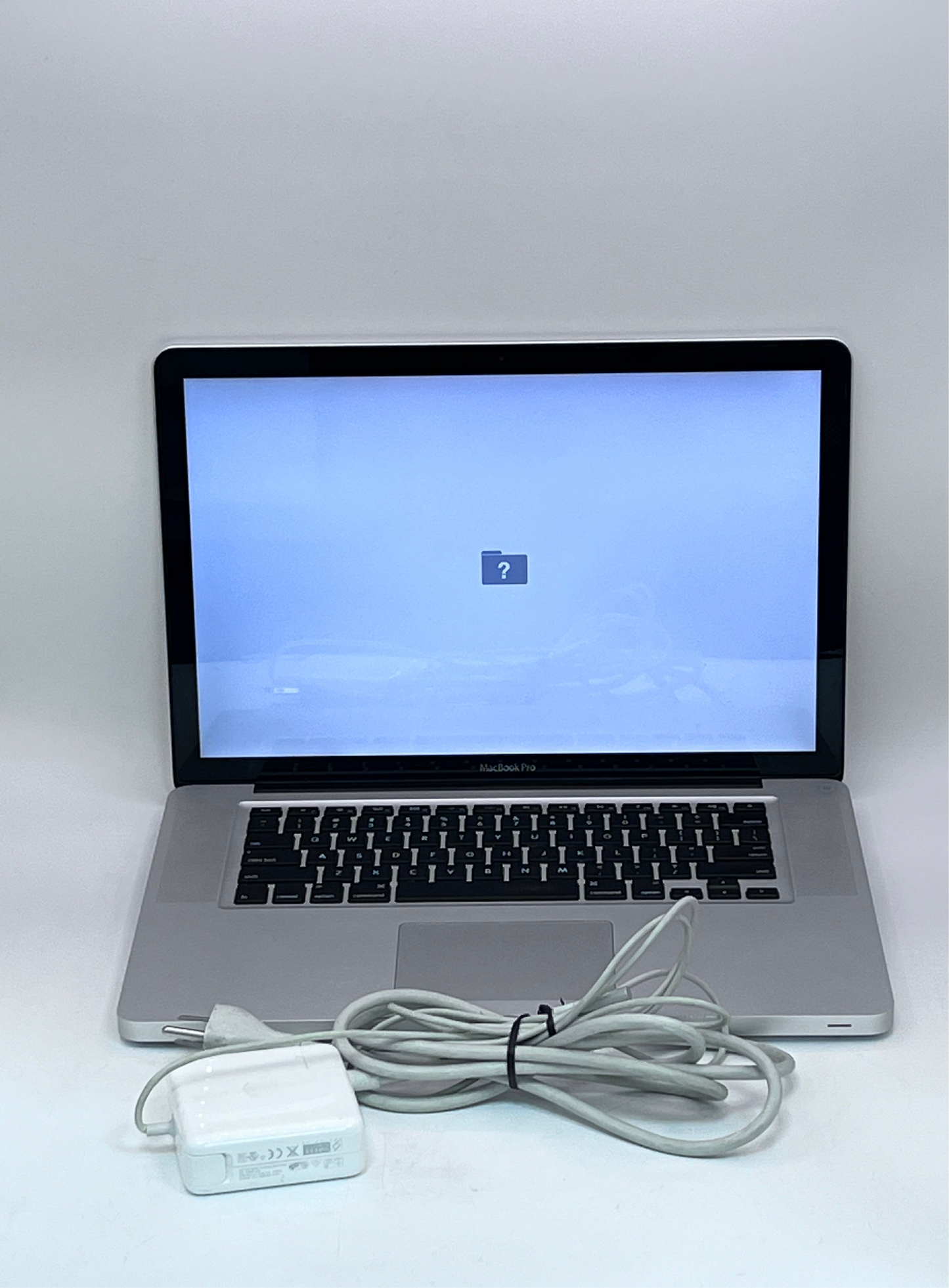 Apple MacBook Pro 15.4" Mid 2012 Intel Core i7 2.3Ghz 4GB RAM 500GB SSD A1286