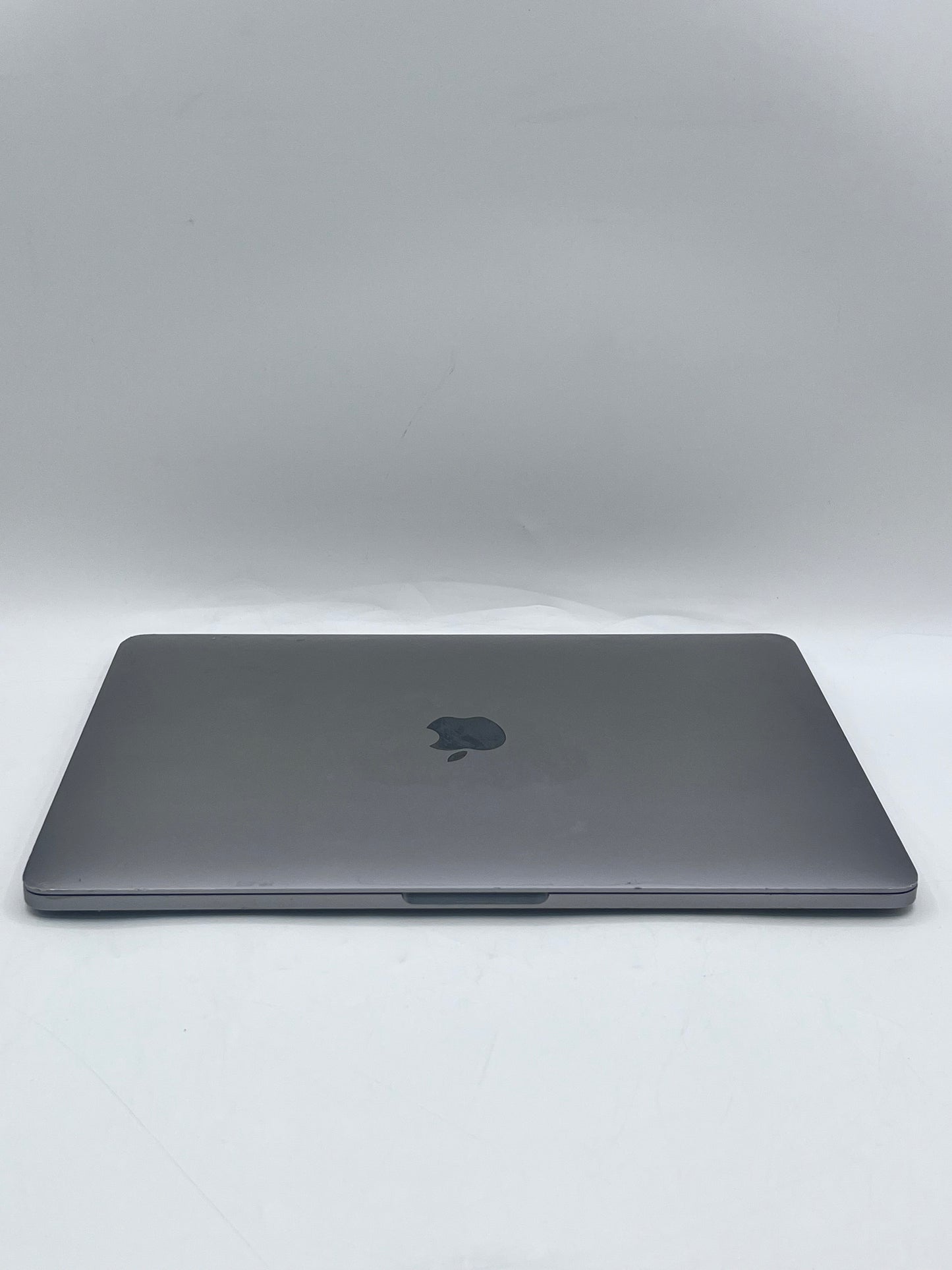 Apple MacBook Pro 13" A1989 2018 Core i5 8GB 256GB - Silver
