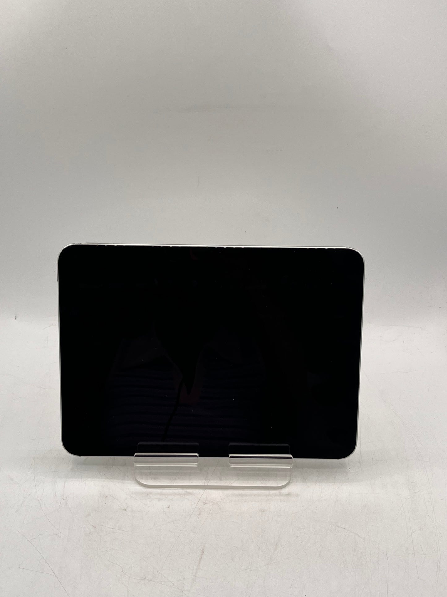Unlocked Apple iPad A16 A3355 ND7F4LL/A 128GB WiFi + Cellular Silver Tablet