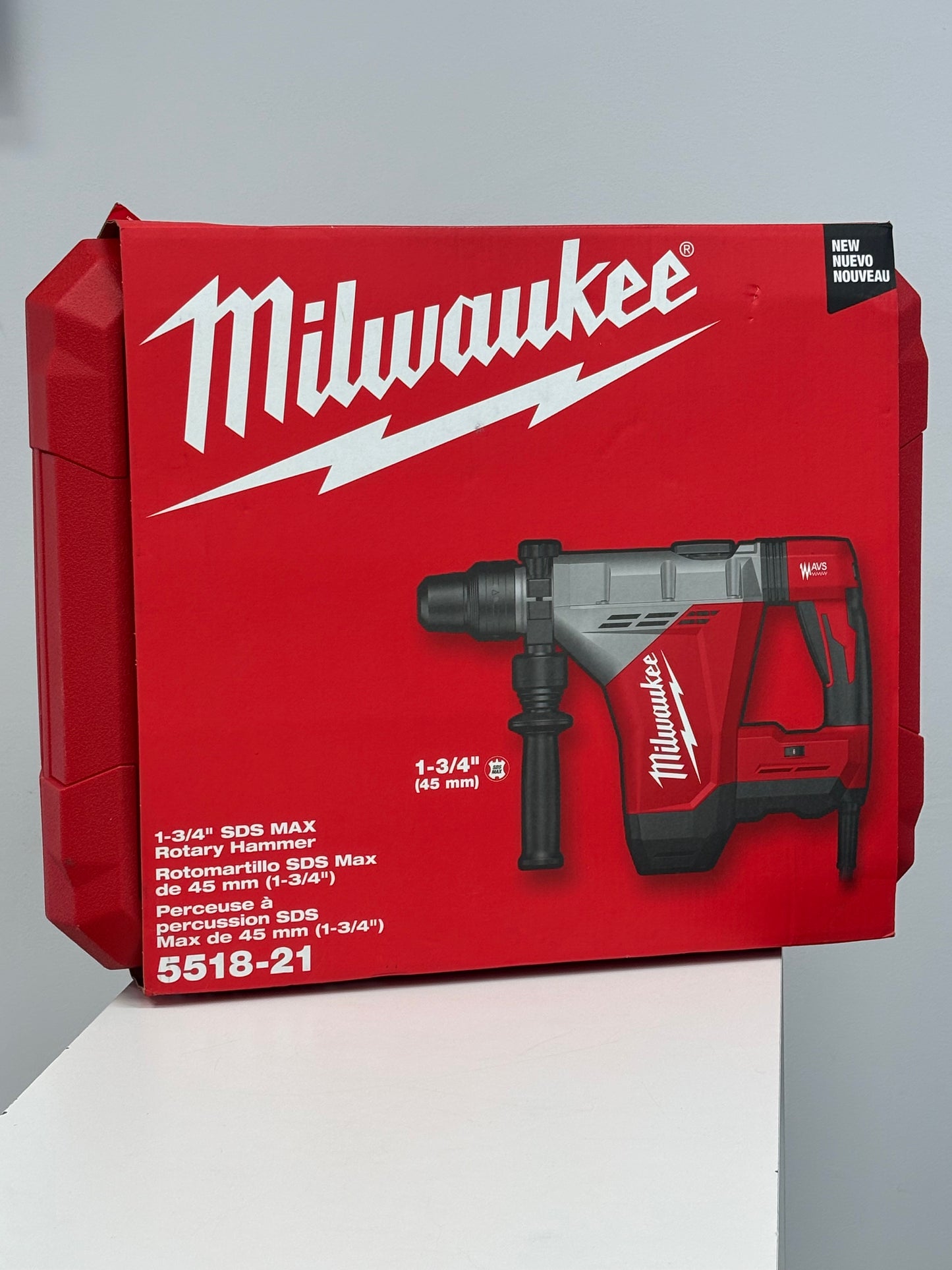 Milwaukee 1-3/4 in. SDS-MAX Rotary Hammer with Case 5518-21 SEALED