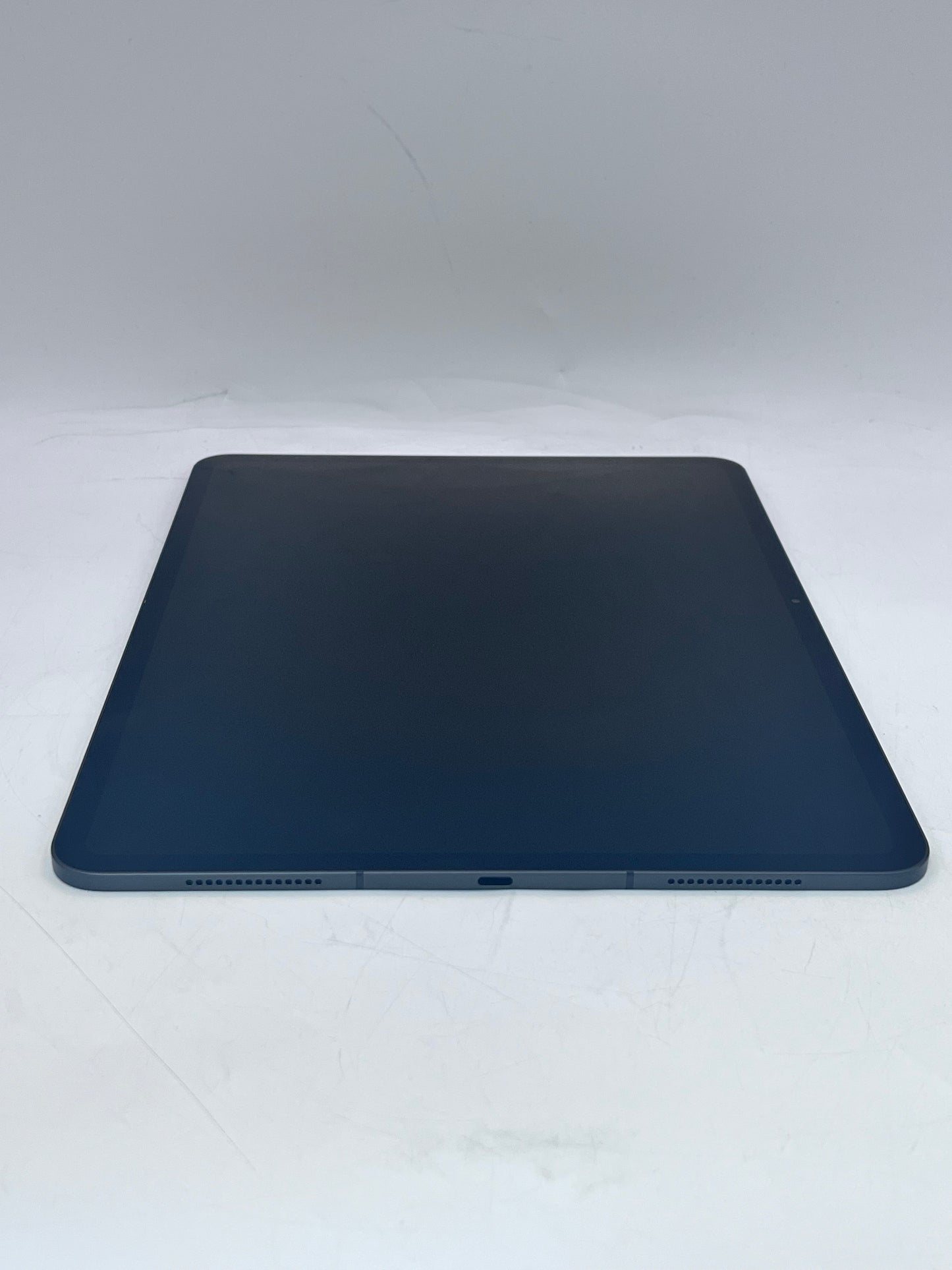 Unlocked Apple iPad Pro 13" (M5) A3361 ME7W4LL/A 256GB 0 cycle count 100% BH- Black