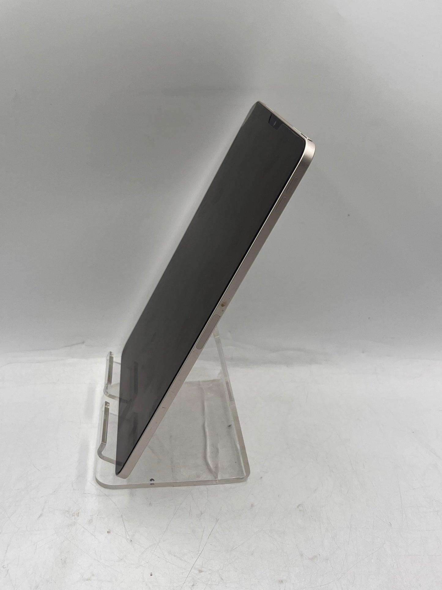 Apple iPad Air 5th Gen A2588 MM9F3LL/A 64GB Wi-Fi Only Silver