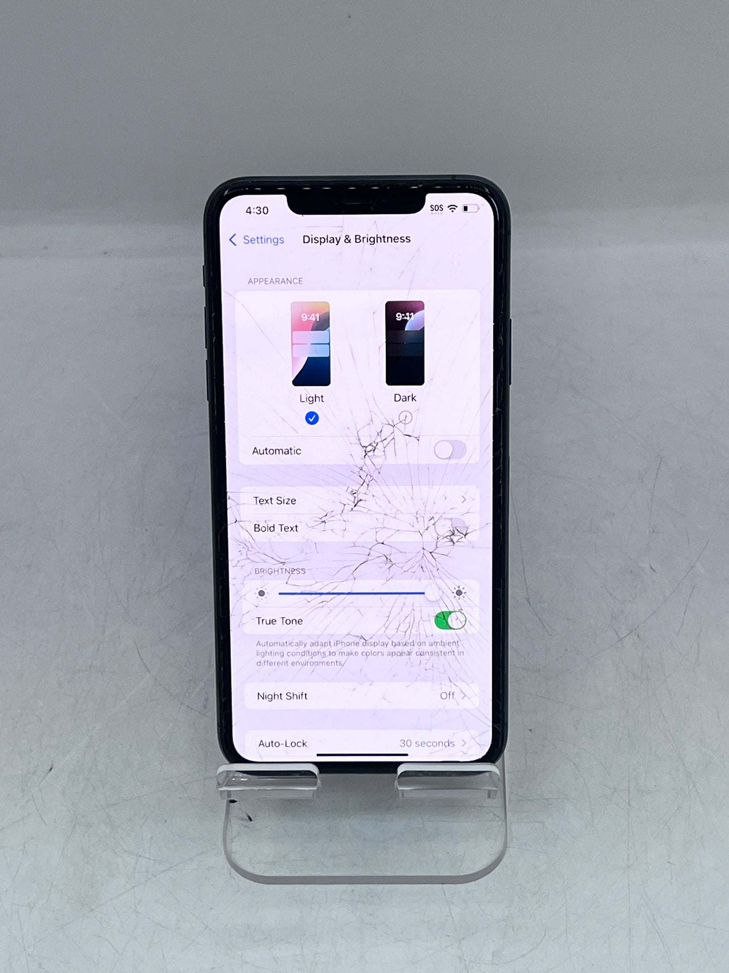Apple iPhone 11 Pro Max NWGJ2LL/A A2161  128GB Unlocked - Green