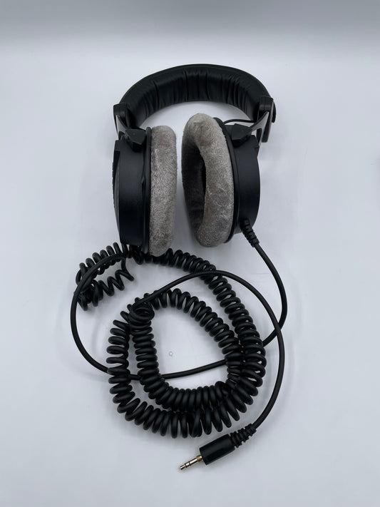 BEYERDYNAMIC DT 990 Over-Ear Headphones