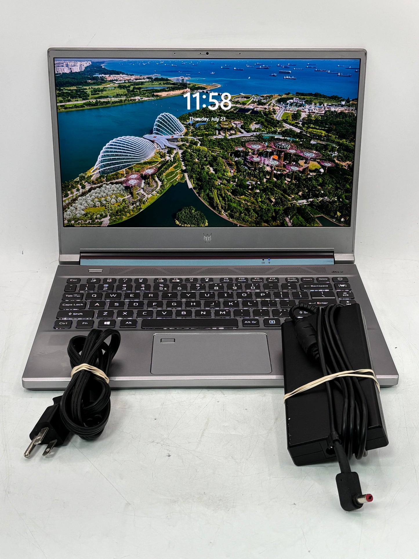 Acer Predator Triton 300 SE 14" Core i7-11375H 16GB RAM 512GB SSD GeForce RTX 3050 Ti Silver