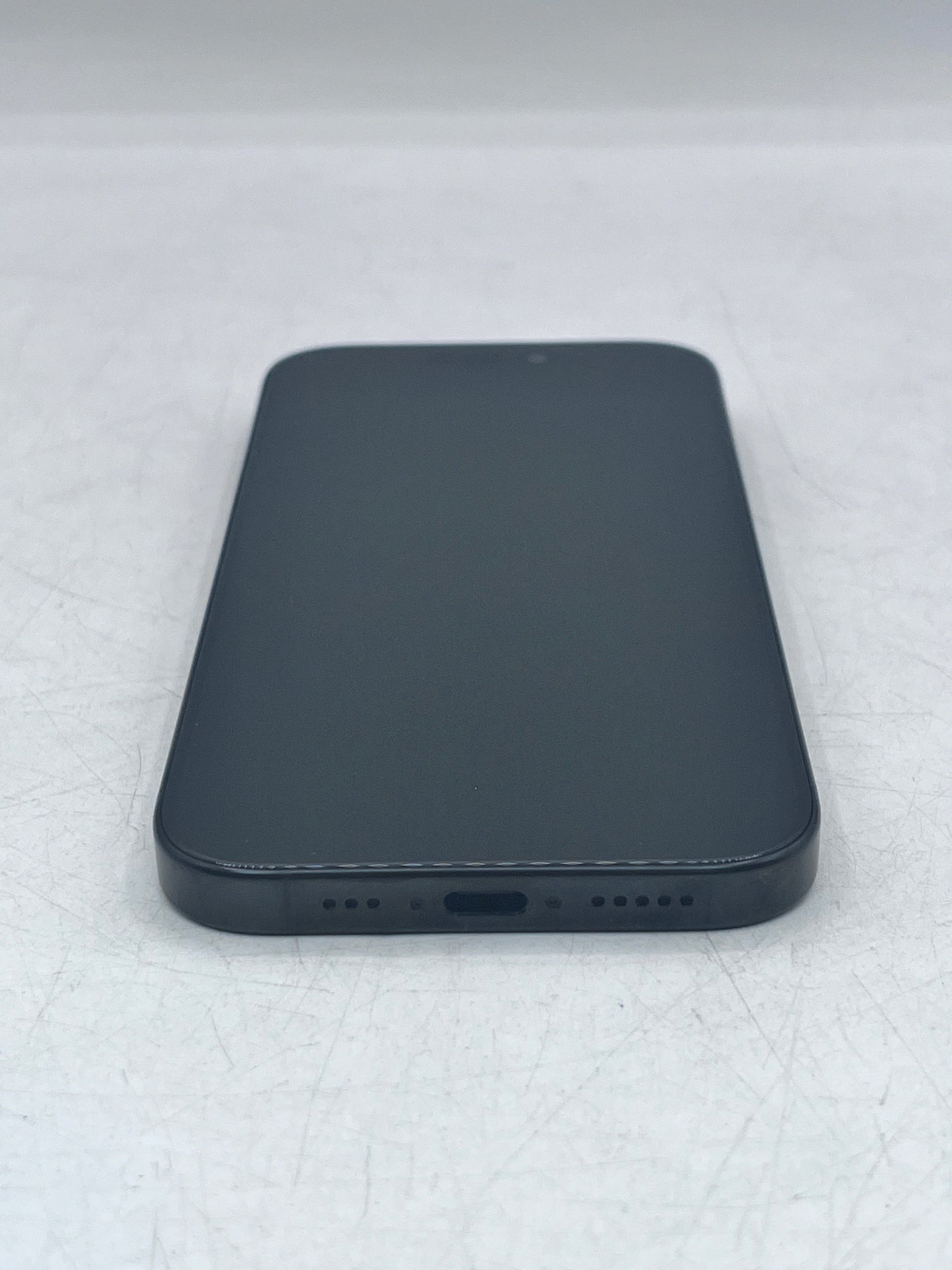 Apple iPhone 16 Pro A3083  MYM93LL/A - 128GB - Black Titanium - Unlocked