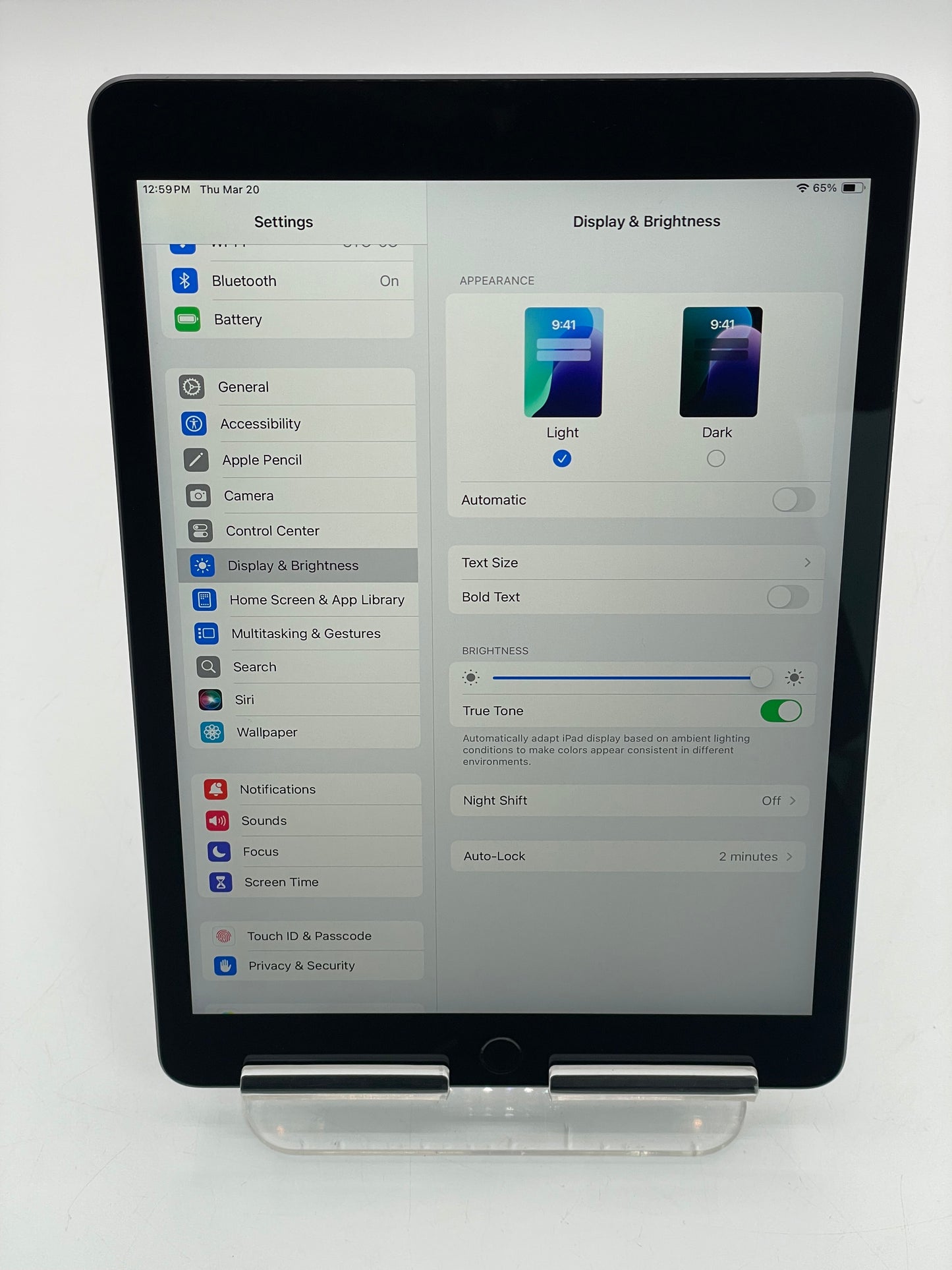 Apple iPad (9th Generation) 64 GB A2602 MK2K3LL/A Wi-Fi 10.2 in Space Gray
