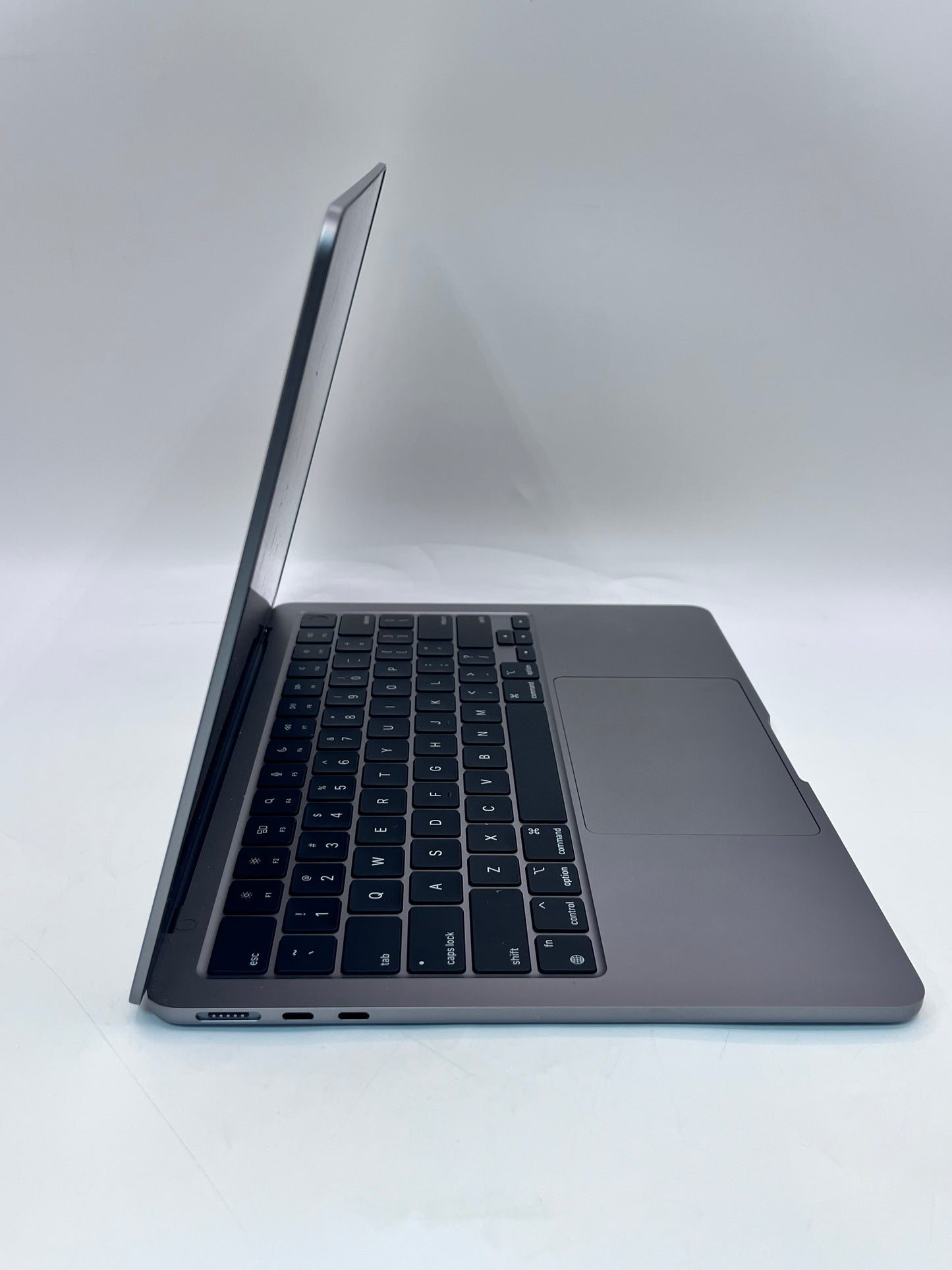 2022 Apple MacBook Air 13.3" 8C M2 GPU 16GB 256GB A2681 REMOTELY MANAGED