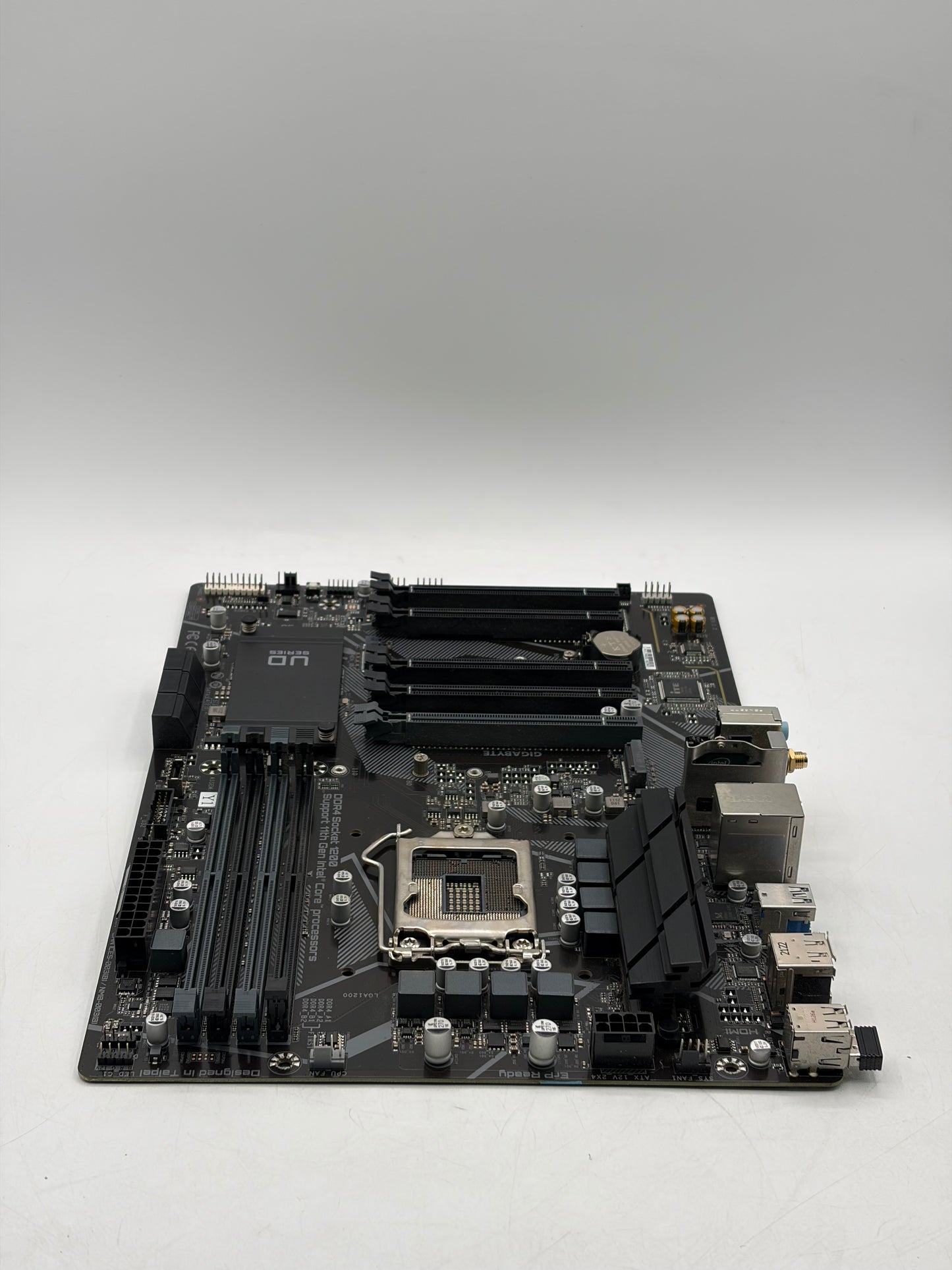 Gigabyte B560 DS3H AC Desktop Motherboard Black