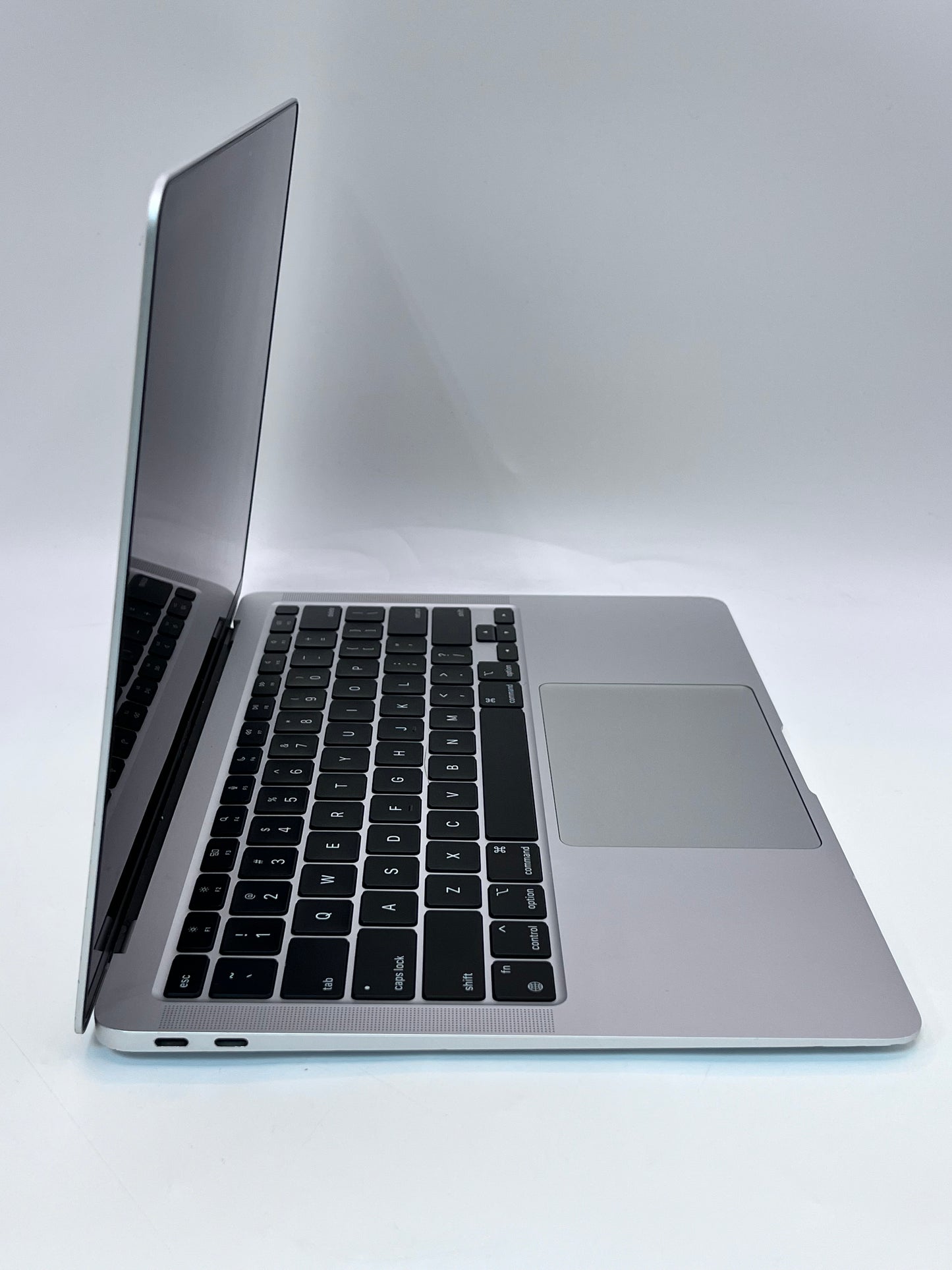 2020 Apple MacBook Air 13.3" M1 7C 8GB 256GB A2337 REMOTELY MANAGED