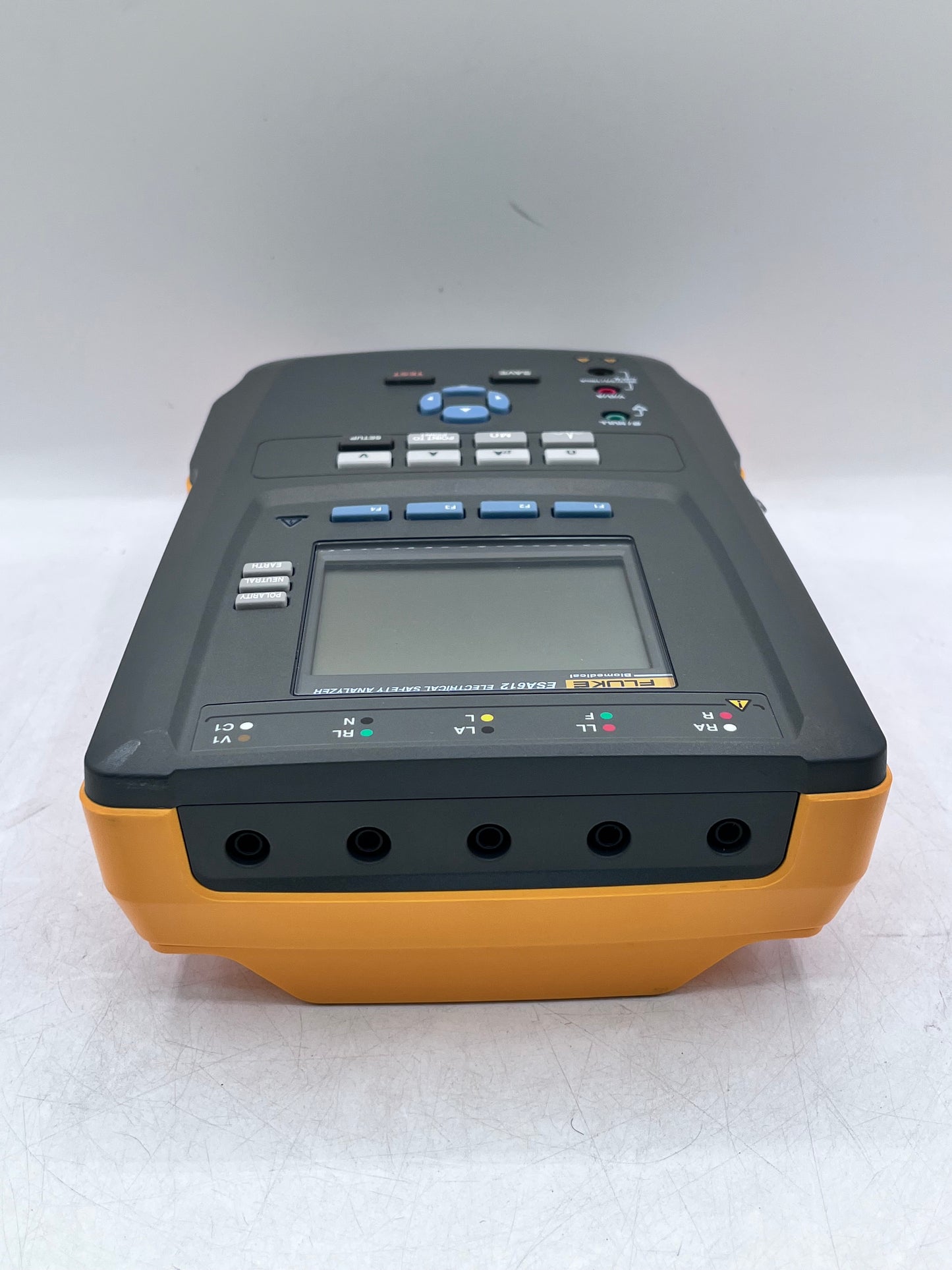 FLUKE ESA612 ELECTRICAL SAFETY ANALYZER 115V W/ACCESSORIES & BAG-FREE SHIPPING