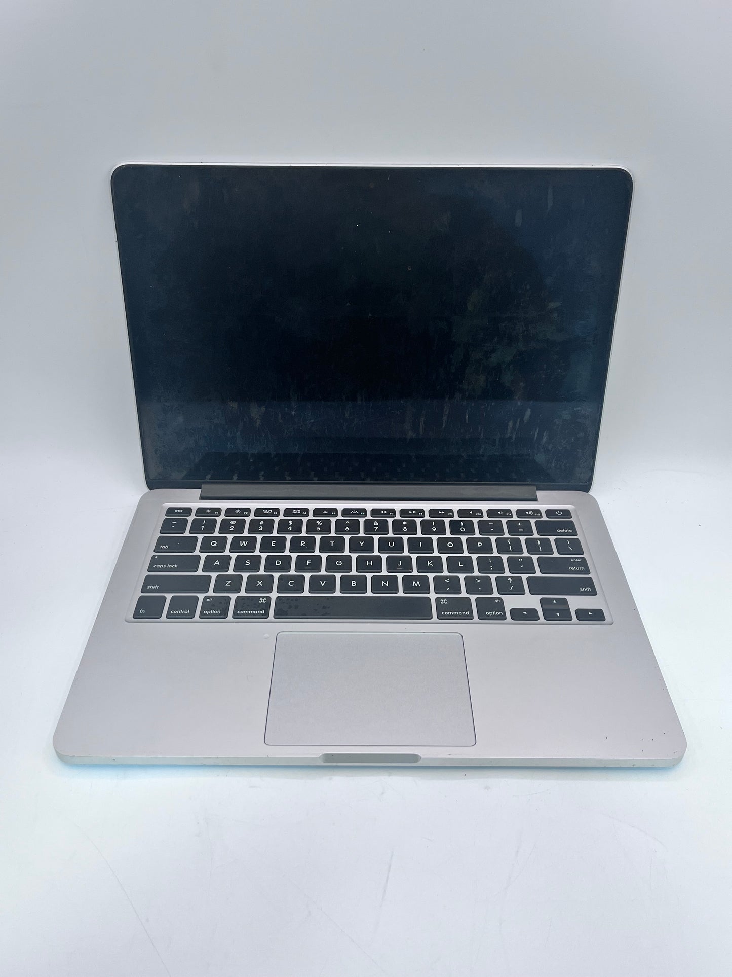 Apple MacBook Pro 13" A1502 2015 - Silver