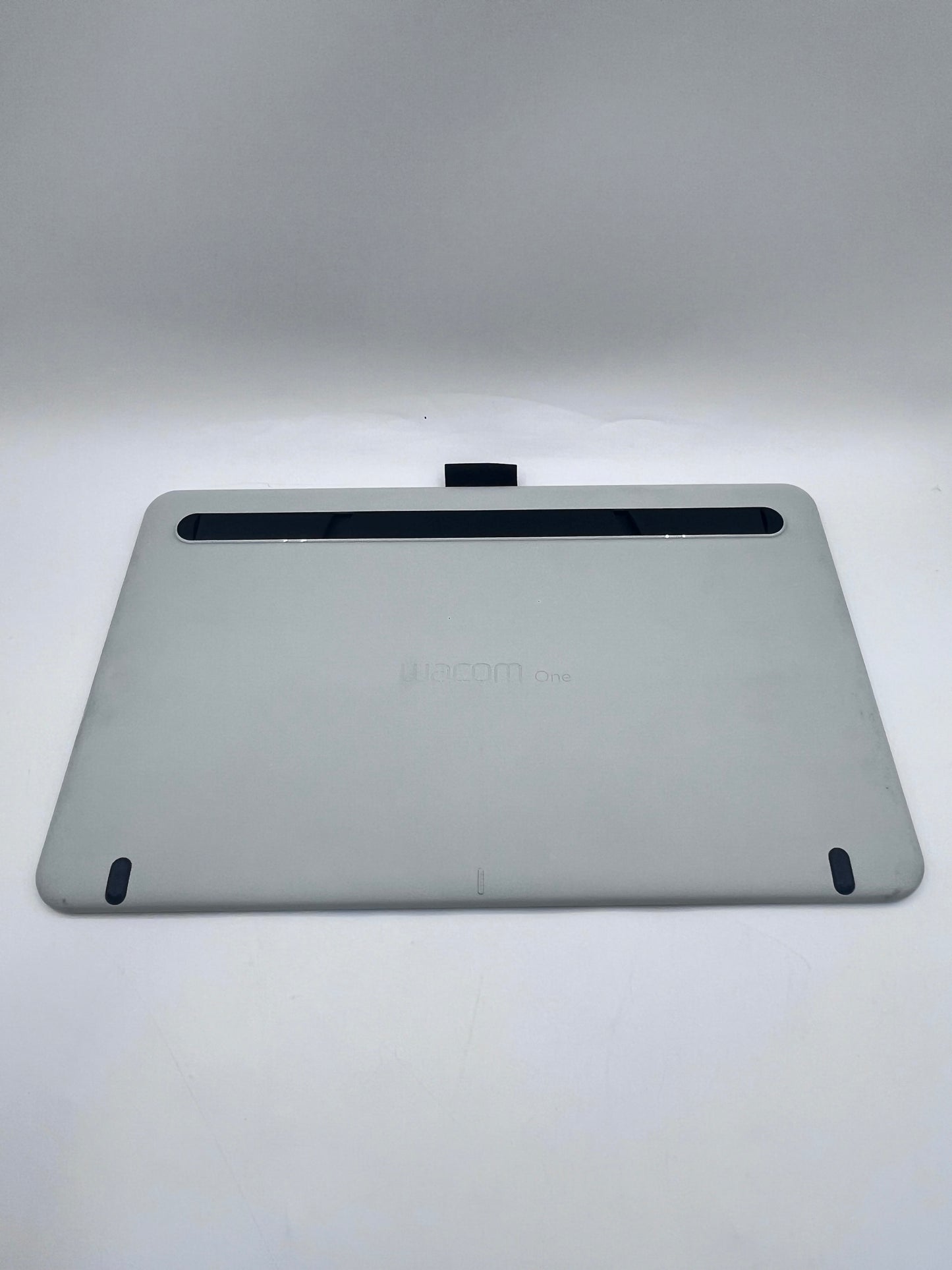 Wacom One 13.3 inch Graphics Tablet - Flint White (DTC133W0A)
