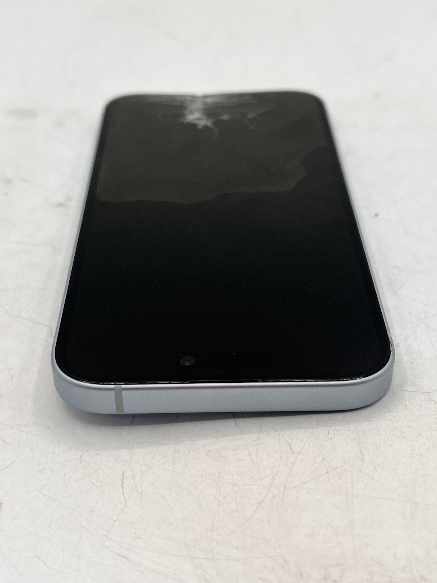 Apple iPhone 15 128GB A2846 MTLY3LL/A White READ