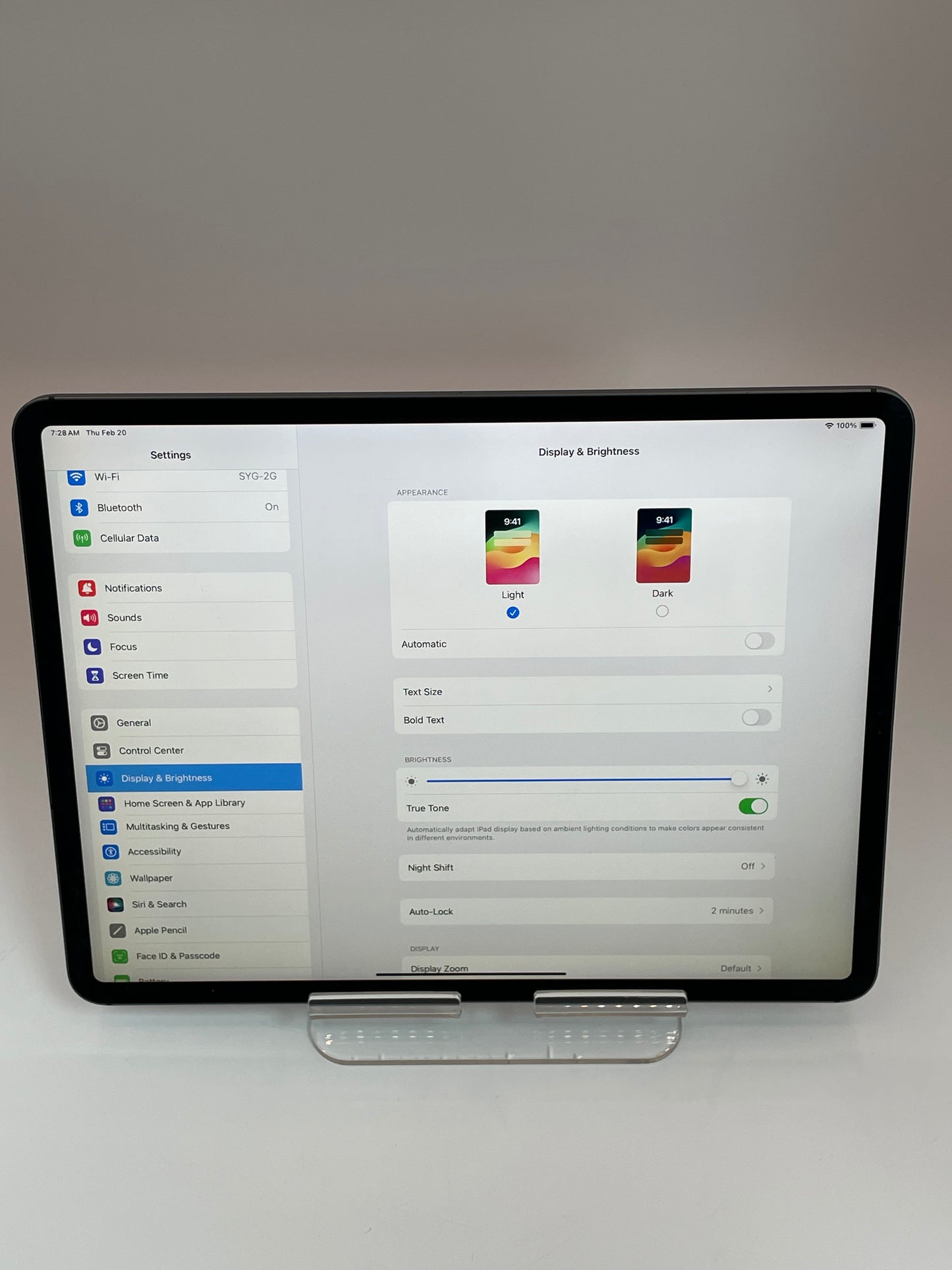 Unlocked Apple iPad 12.9 3rd gen 256GB A2014 Space Gray