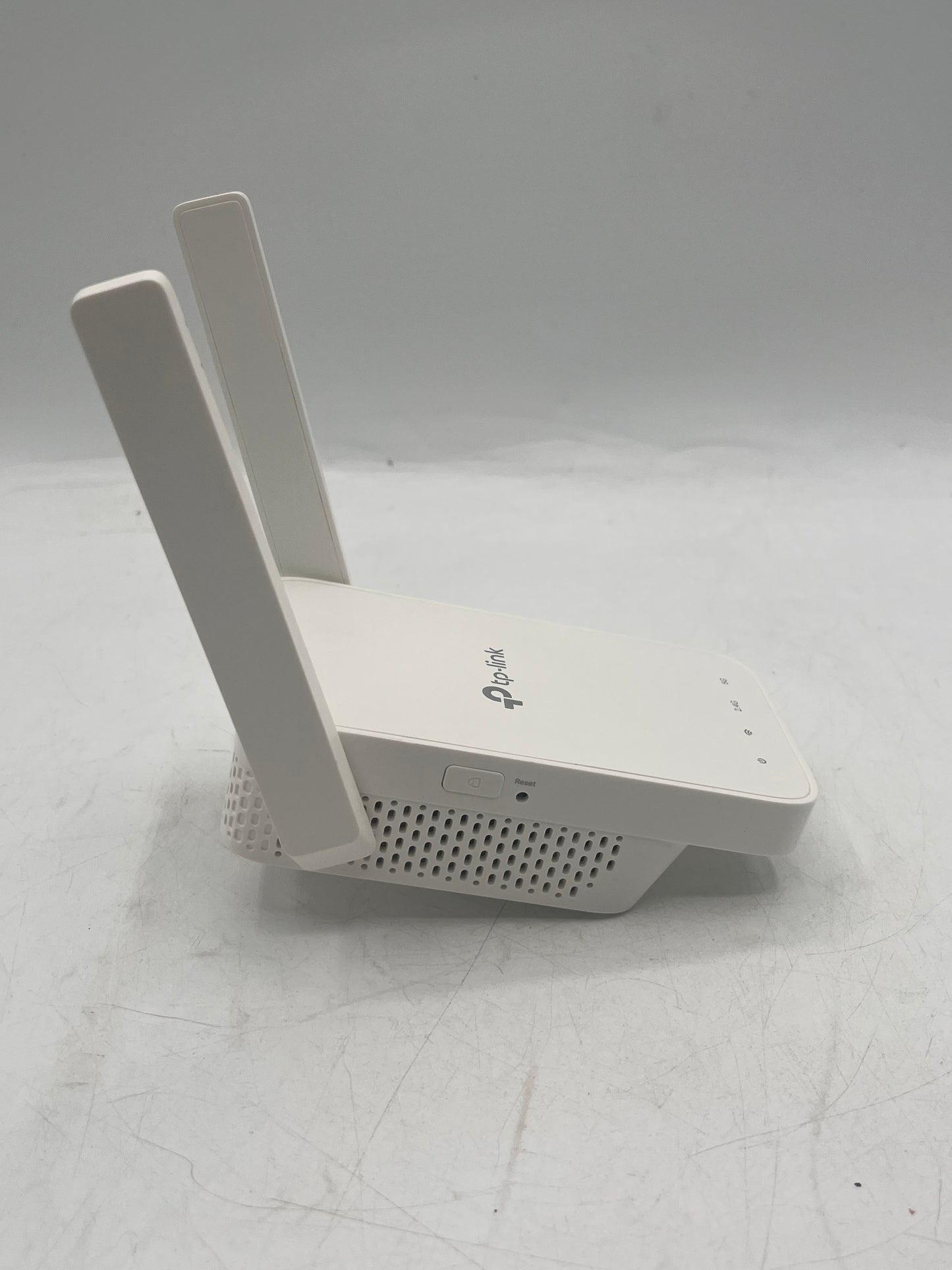 TP-LINK AC1200 RE315 WiFi Extender White