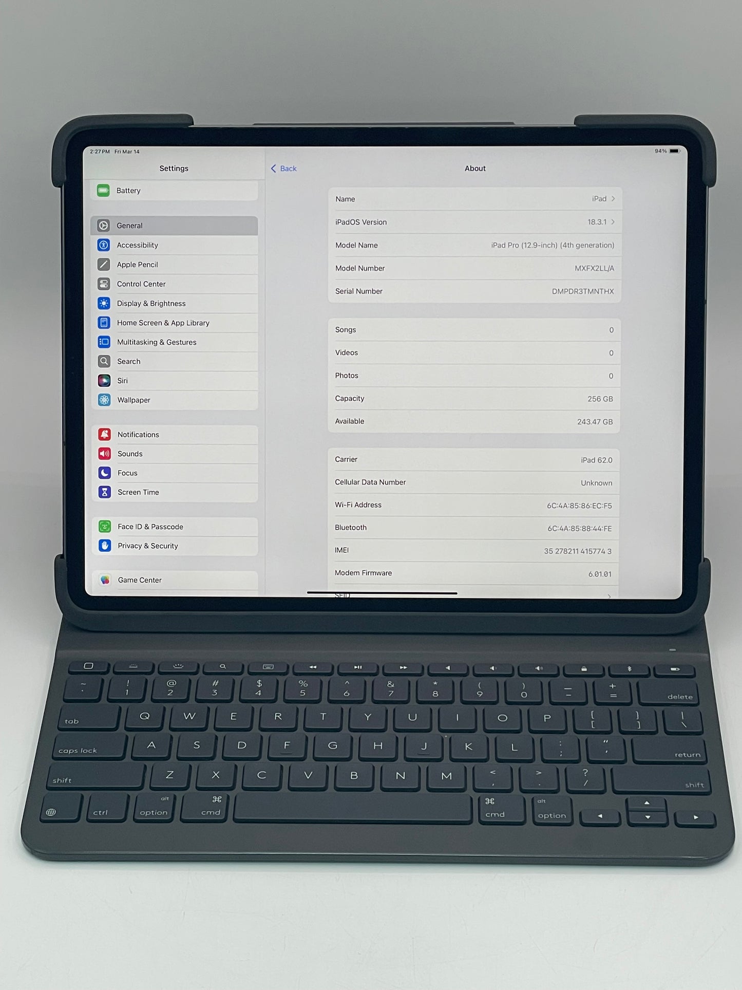 APPLE IPAD PRO 12.9" 4th GEN WIFI / CELLULAR - UNLOCKED - 265GB w/ APPLE Keyboard