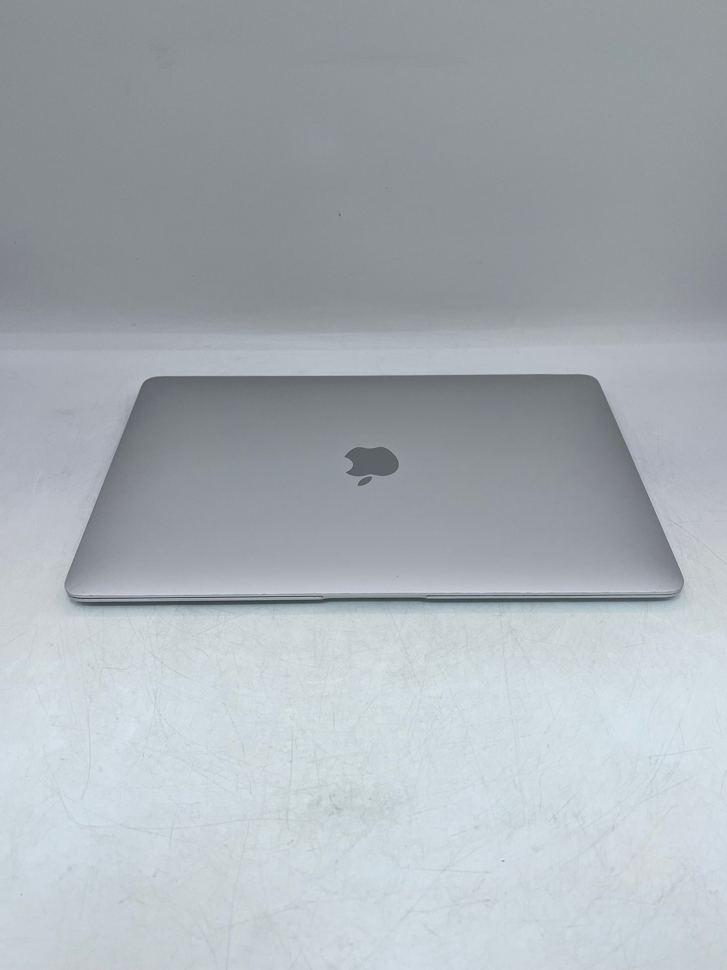 Apple MacBook Air Retina A2179 MWTJ2LL/A 2020 Intel i3 8GB  256GB - Silver READ