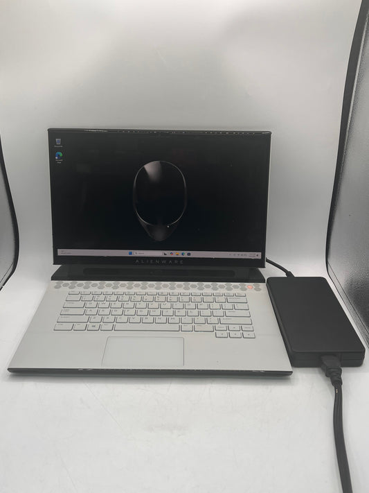 Dell Alienware m15 R3 15 OLED " Core i9 -10980HK 32GB 4TB RTX 2080 Super w/ Max Q READ