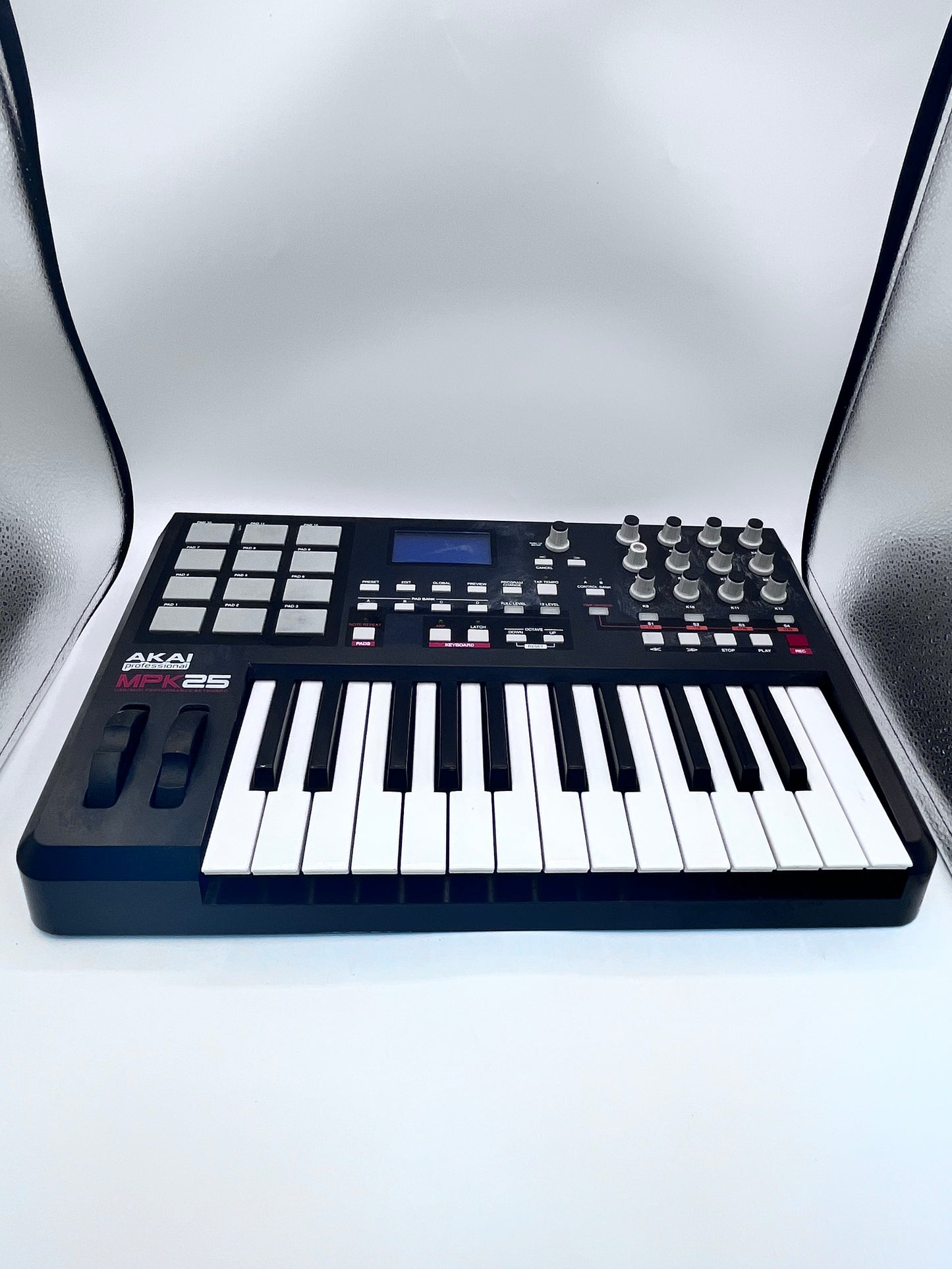 AKAI MPK 25 Professional USB Midi Keyboard - Black