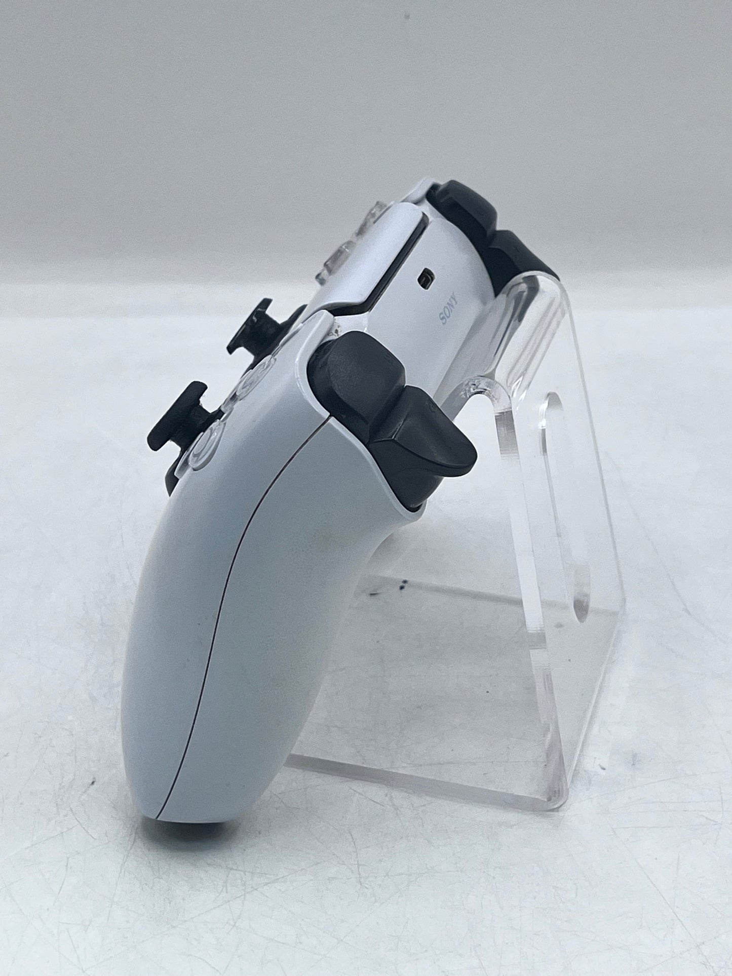 Sony PlayStation 5  DualSense Wireless Controller CFI-ZCT1W - White