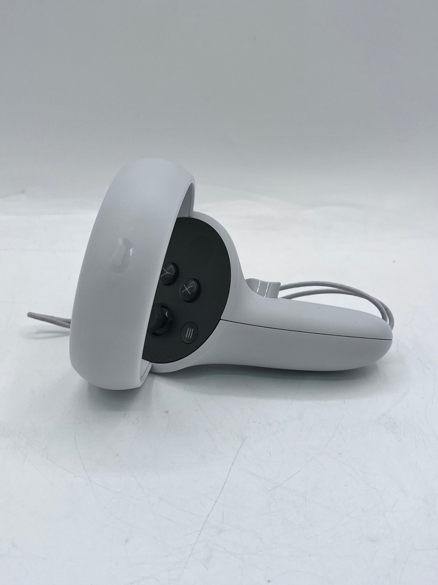 Meta Oculus Quest 2 128GB Advanced All-In-One VR Headset - White Free Shipping